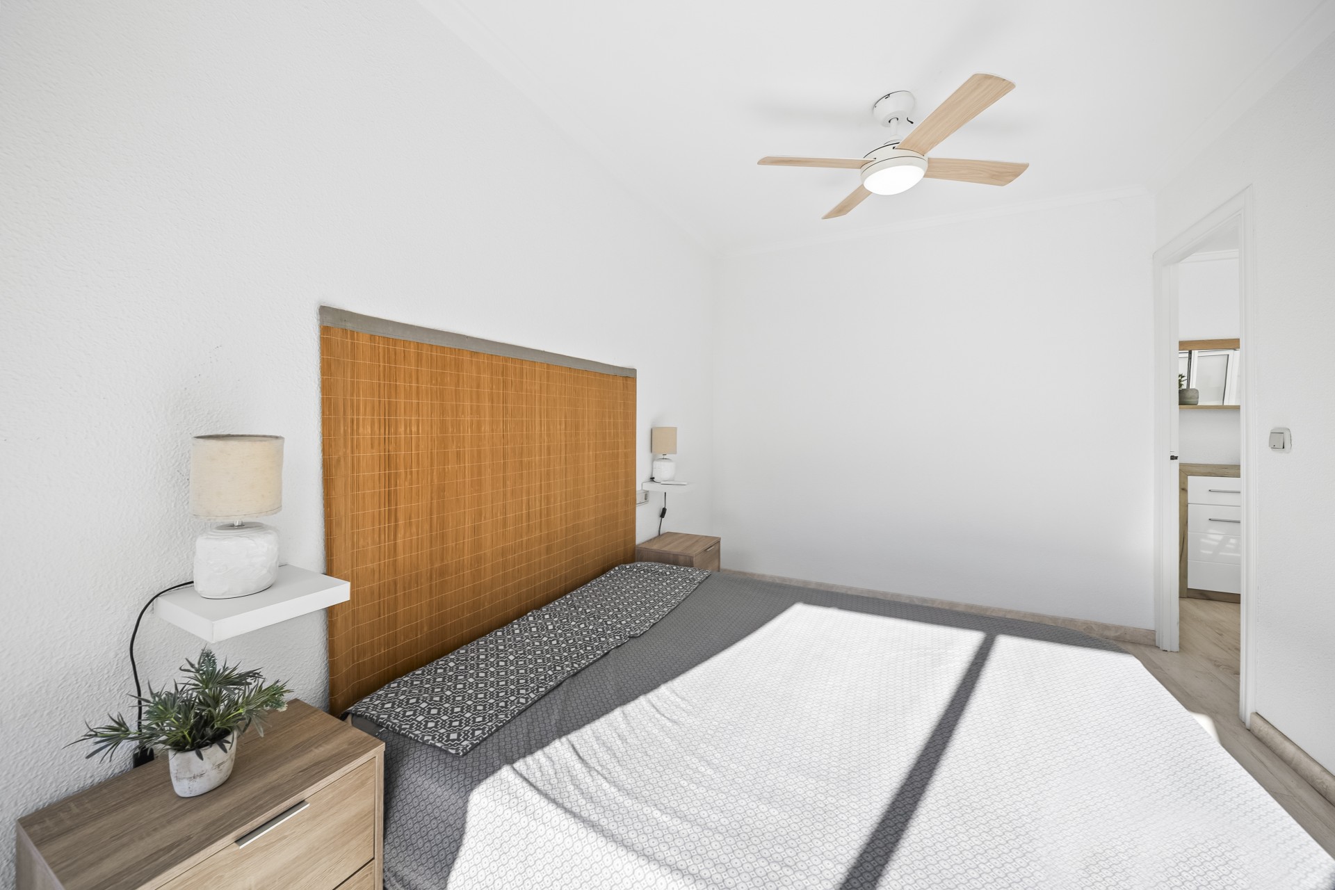 Herverkoop - Apartamento -
Torrevieja - Puerto