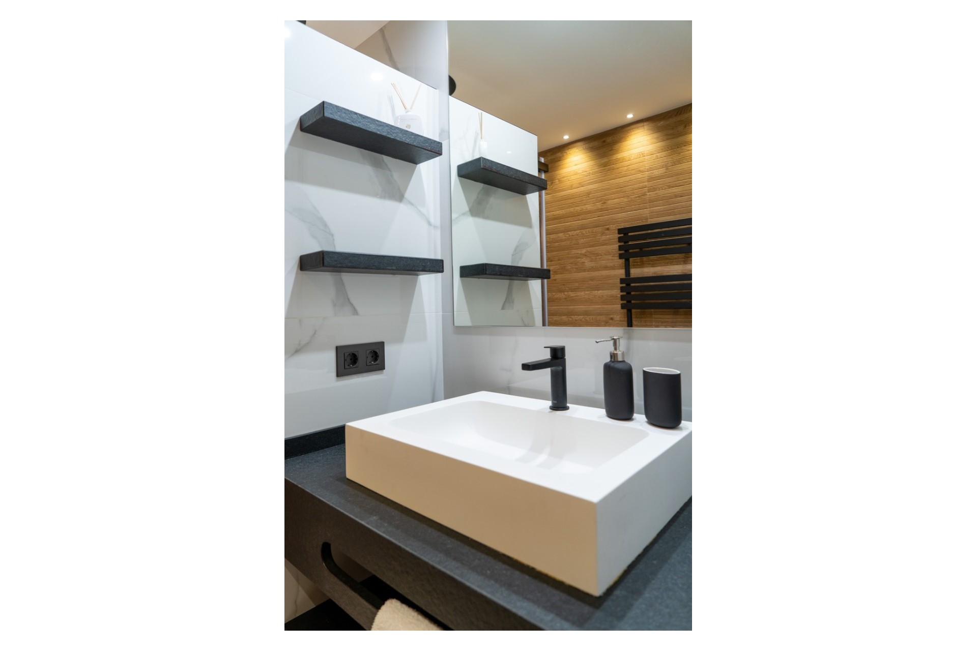 Herverkoop - Apartamento -
Torrevieja