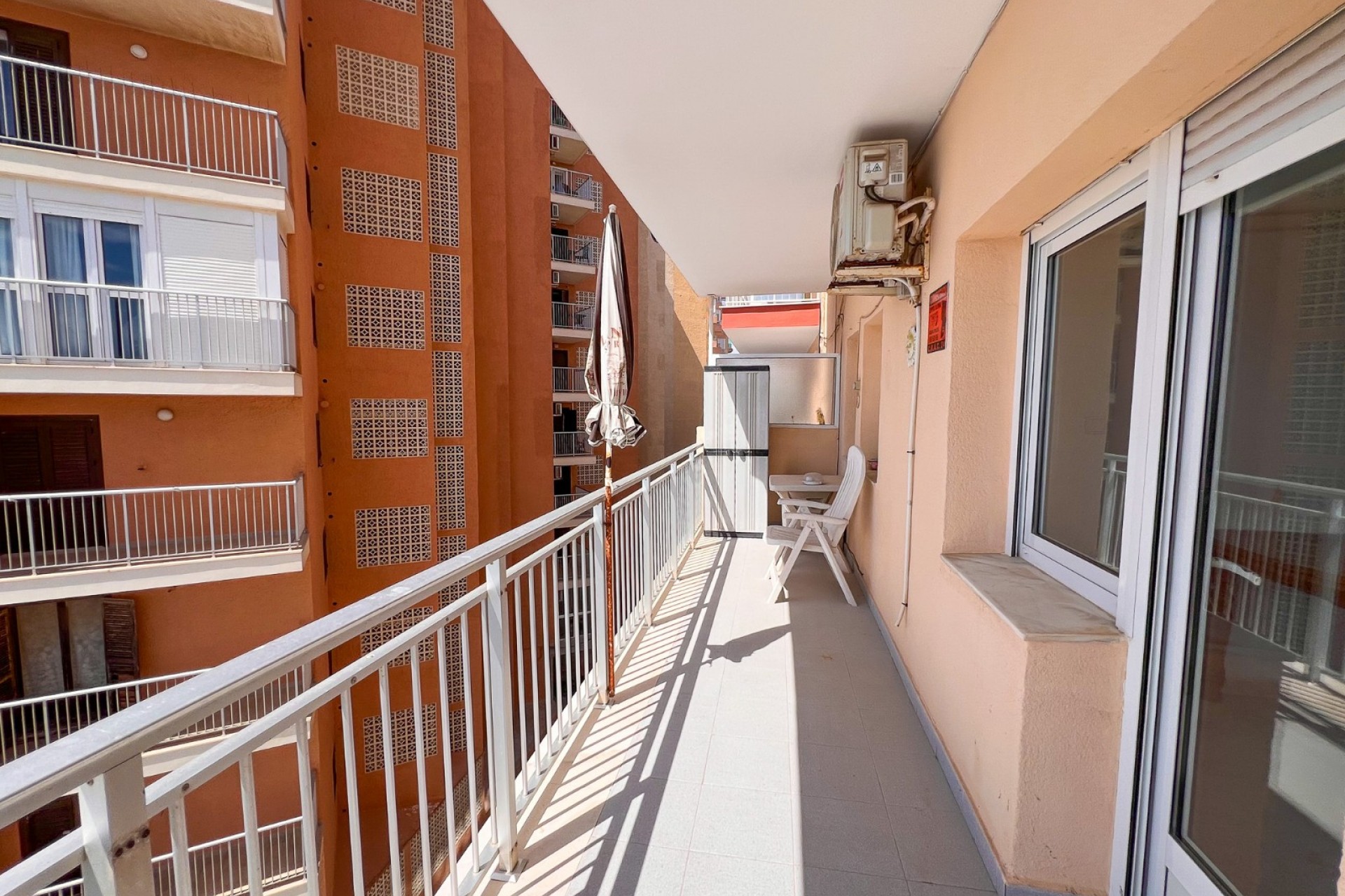 Herverkoop - Apartamento -
Torrevieja