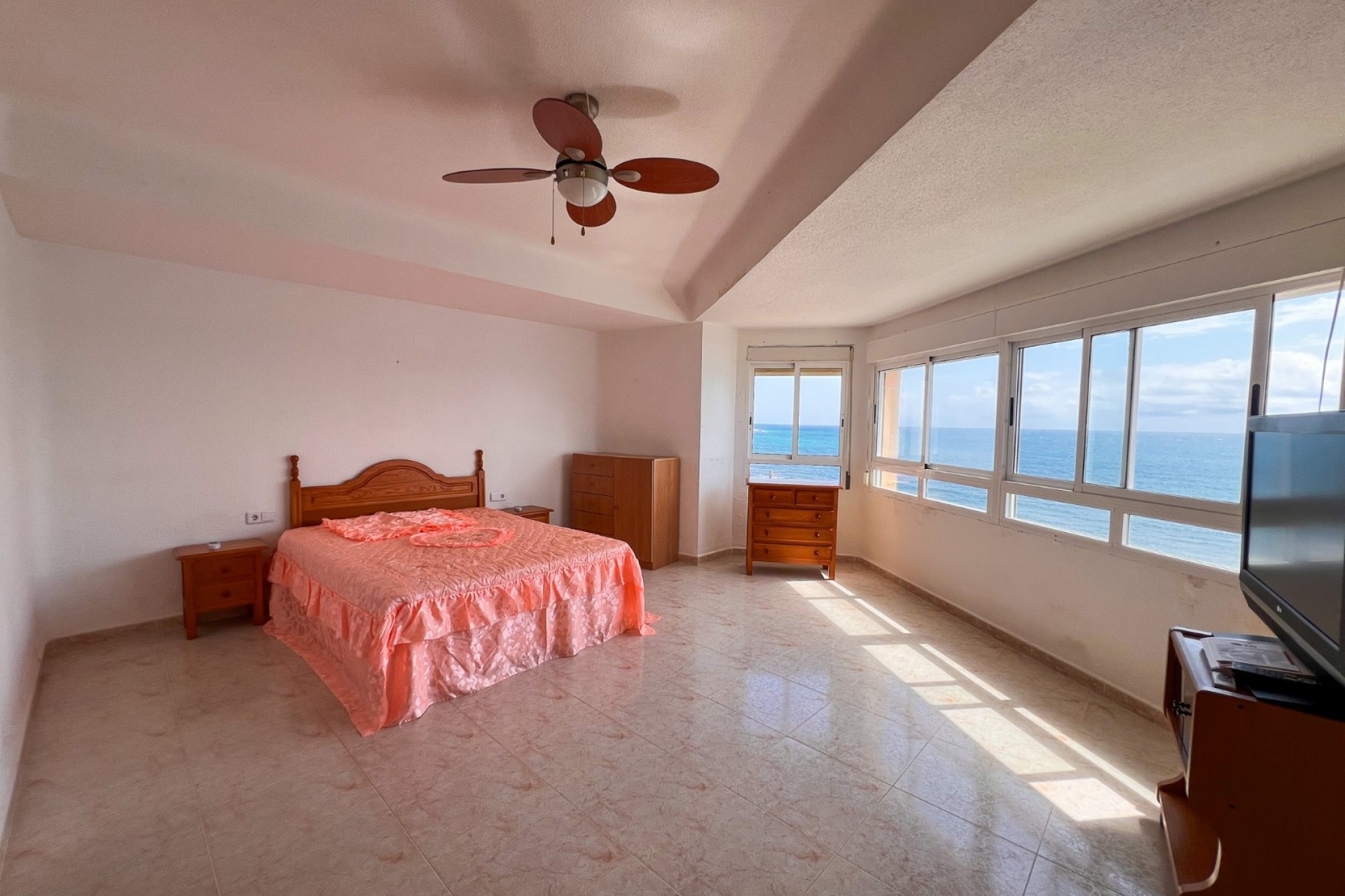 Herverkoop - Apartamento -
Torrevieja