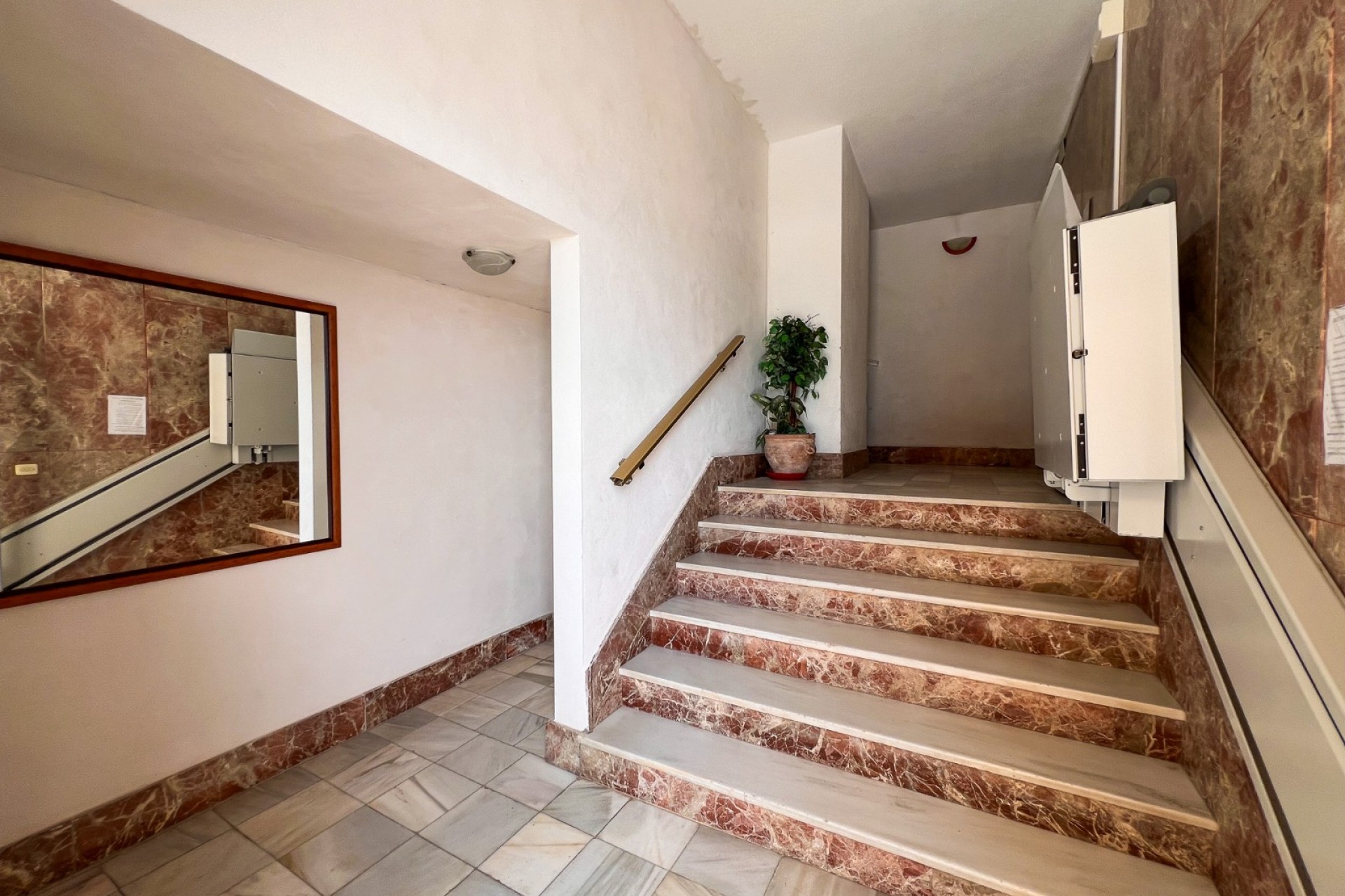 Herverkoop - Apartamento -
Torrevieja