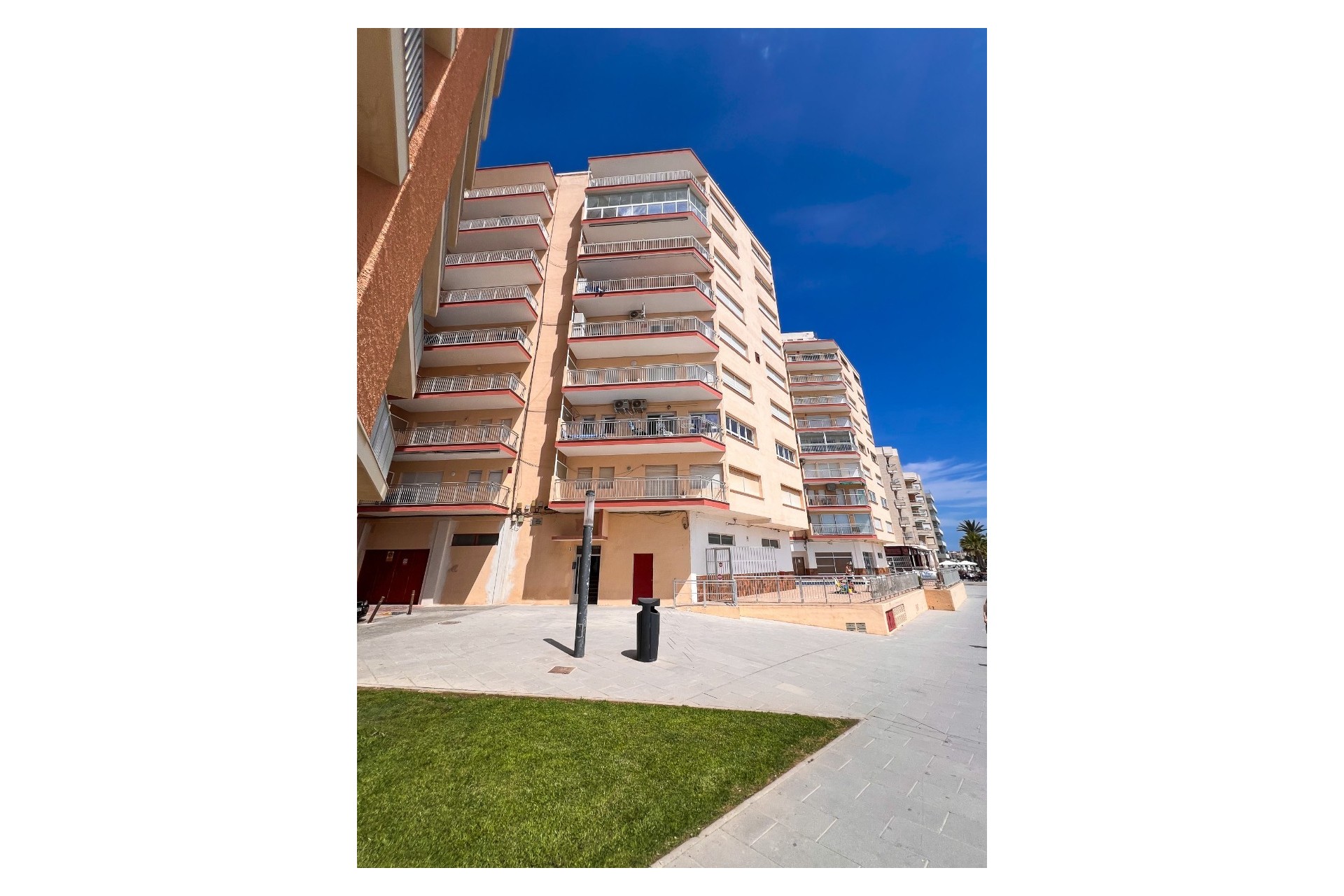 Herverkoop - Apartamento -
Torrevieja