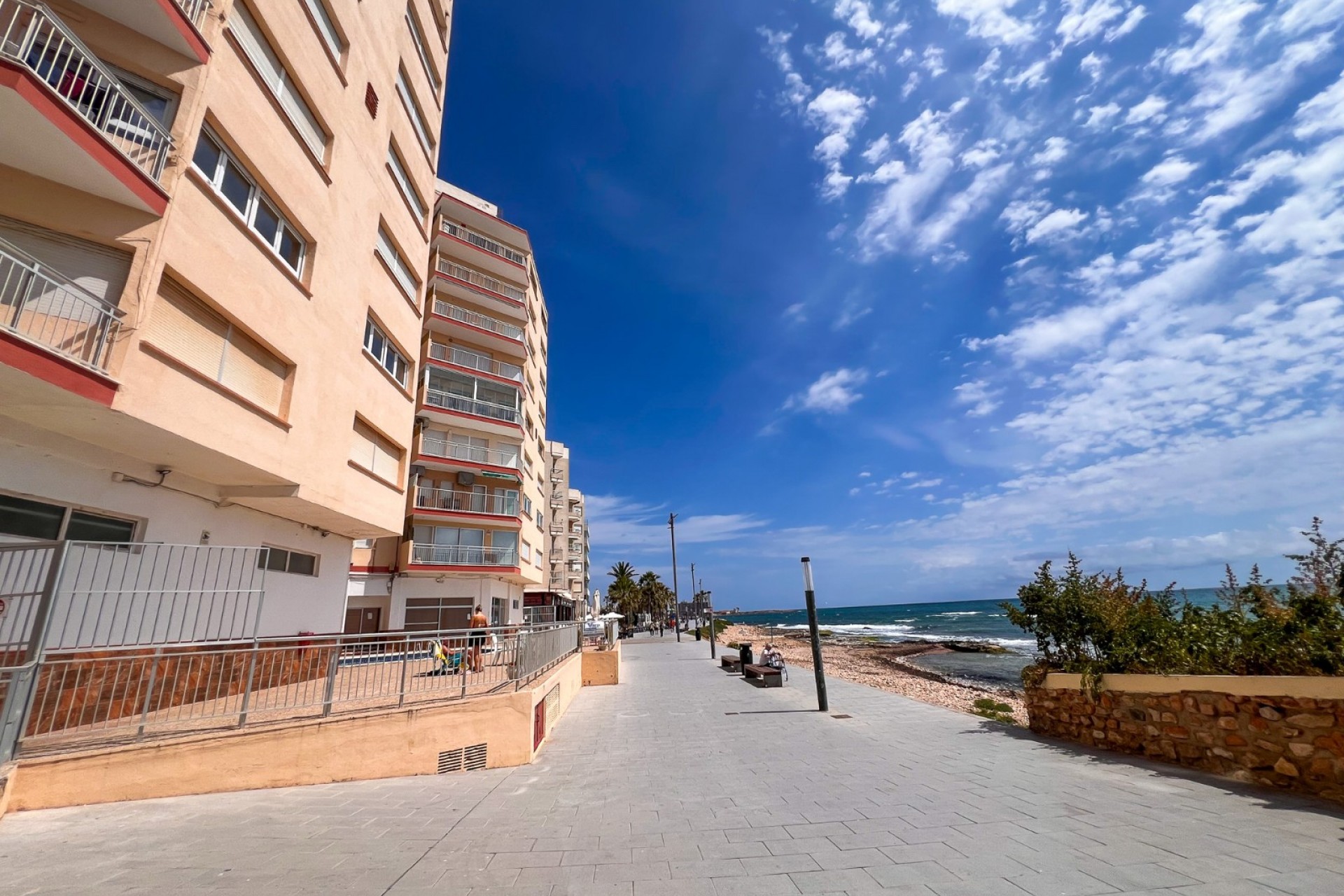 Herverkoop - Apartamento -
Torrevieja