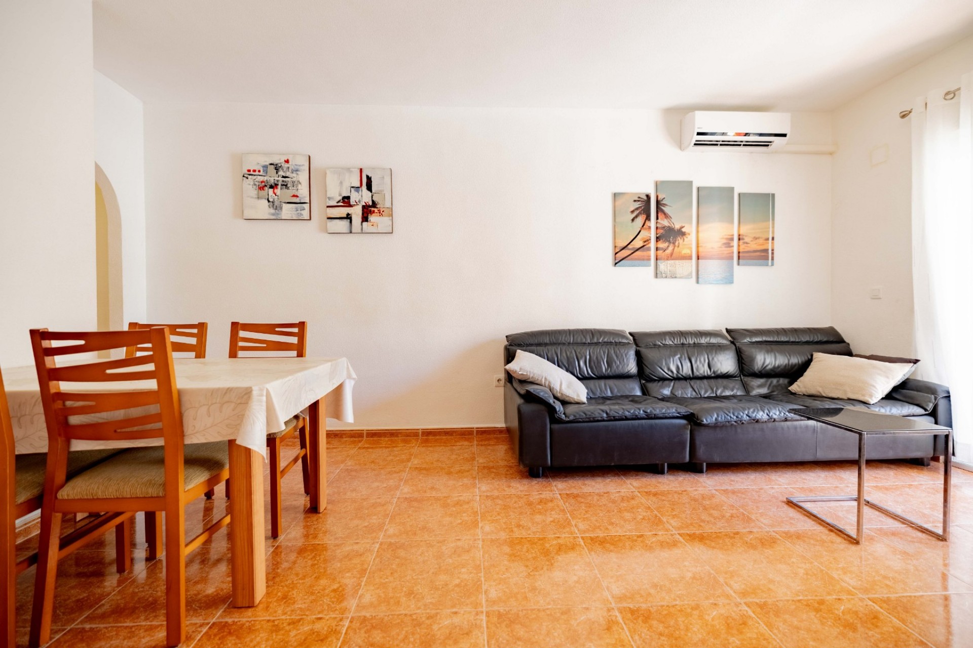 Herverkoop - Apartment / Duplex -
Torrevieja - Playa de los locos