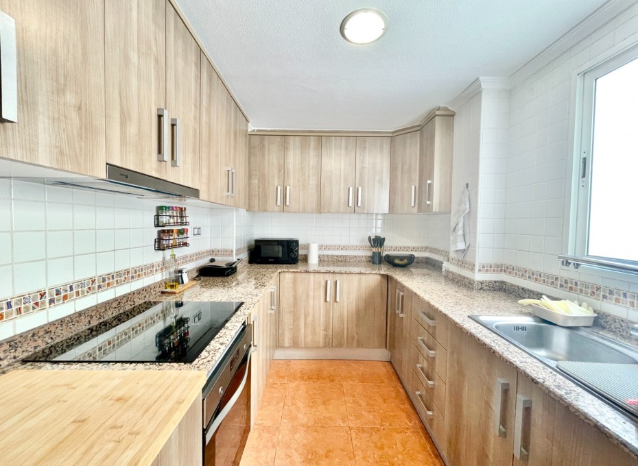 Herverkoop - Apartment - Flat -
Catral - pueblo