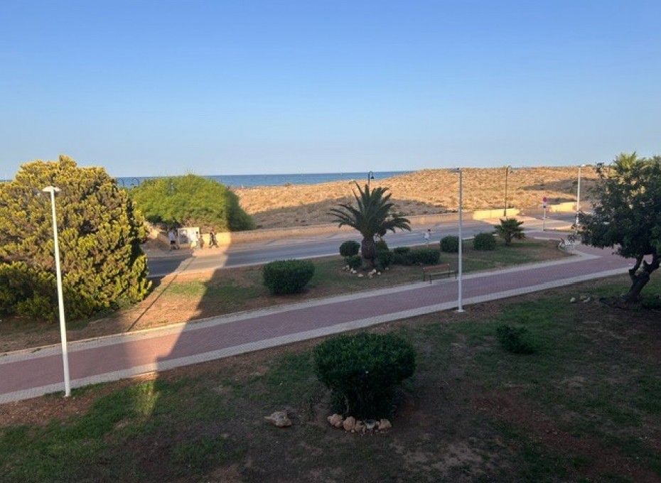 Herverkoop - Apartment - Flat -
La Mata - Playa