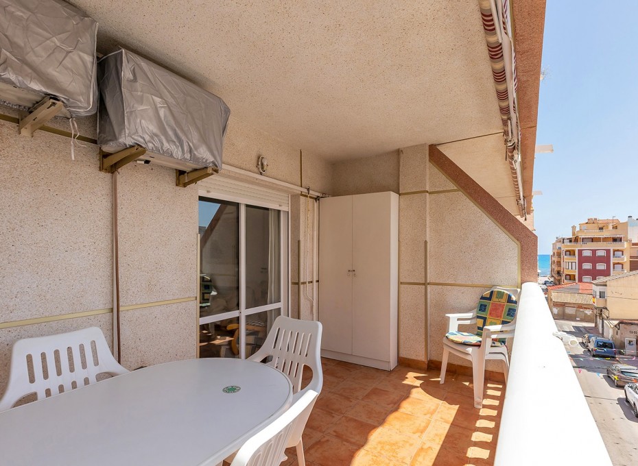 Herverkoop - Apartment - Flat -
La Mata - Playa