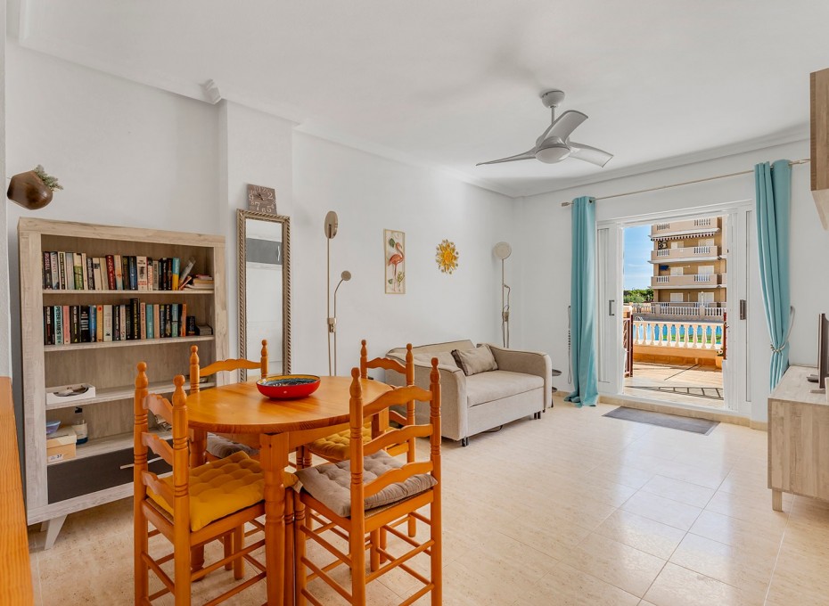 Herverkoop - Apartment - Flat -
La Mata