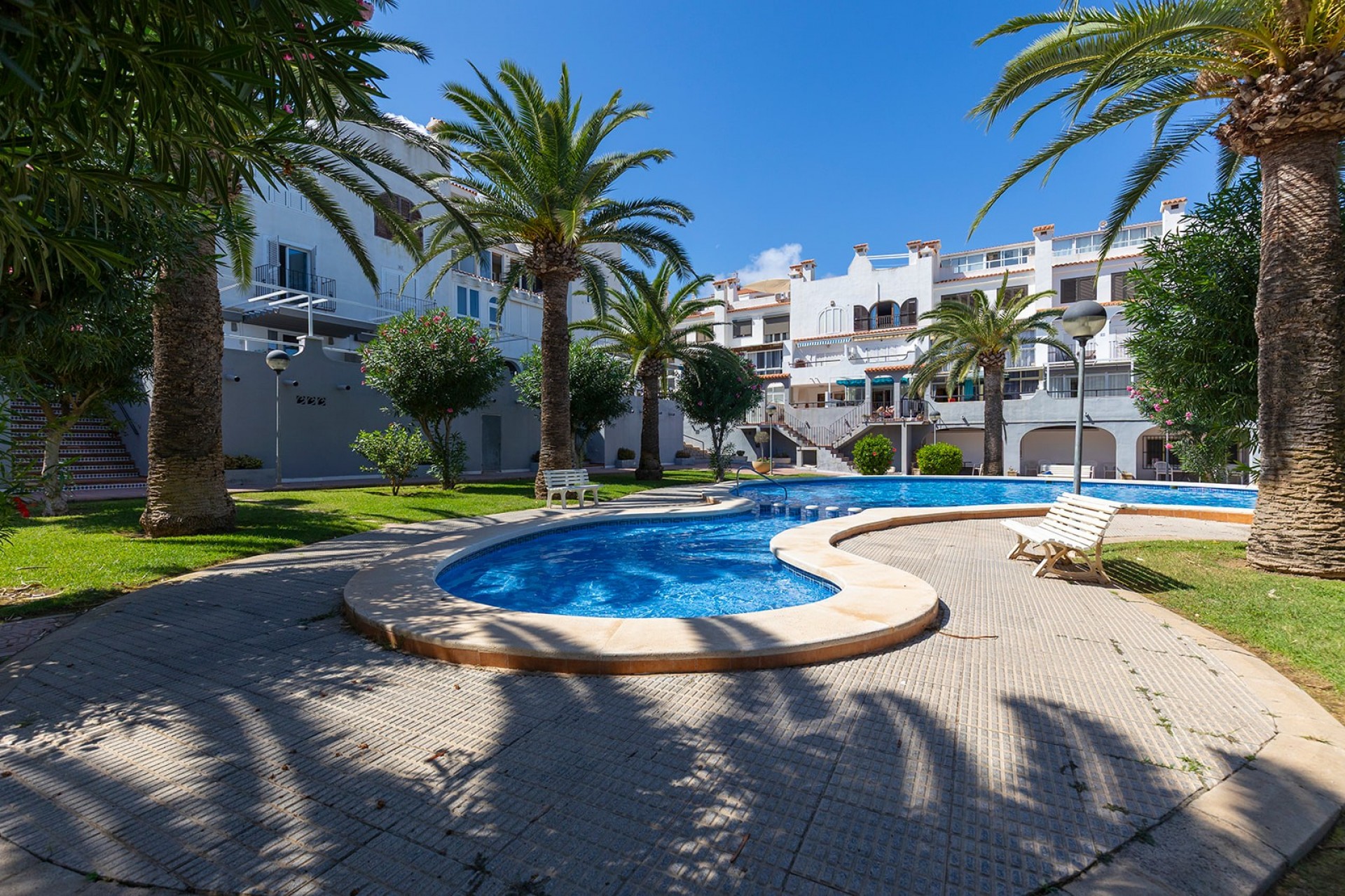 Herverkoop - Apartment - Flat -
La Mata