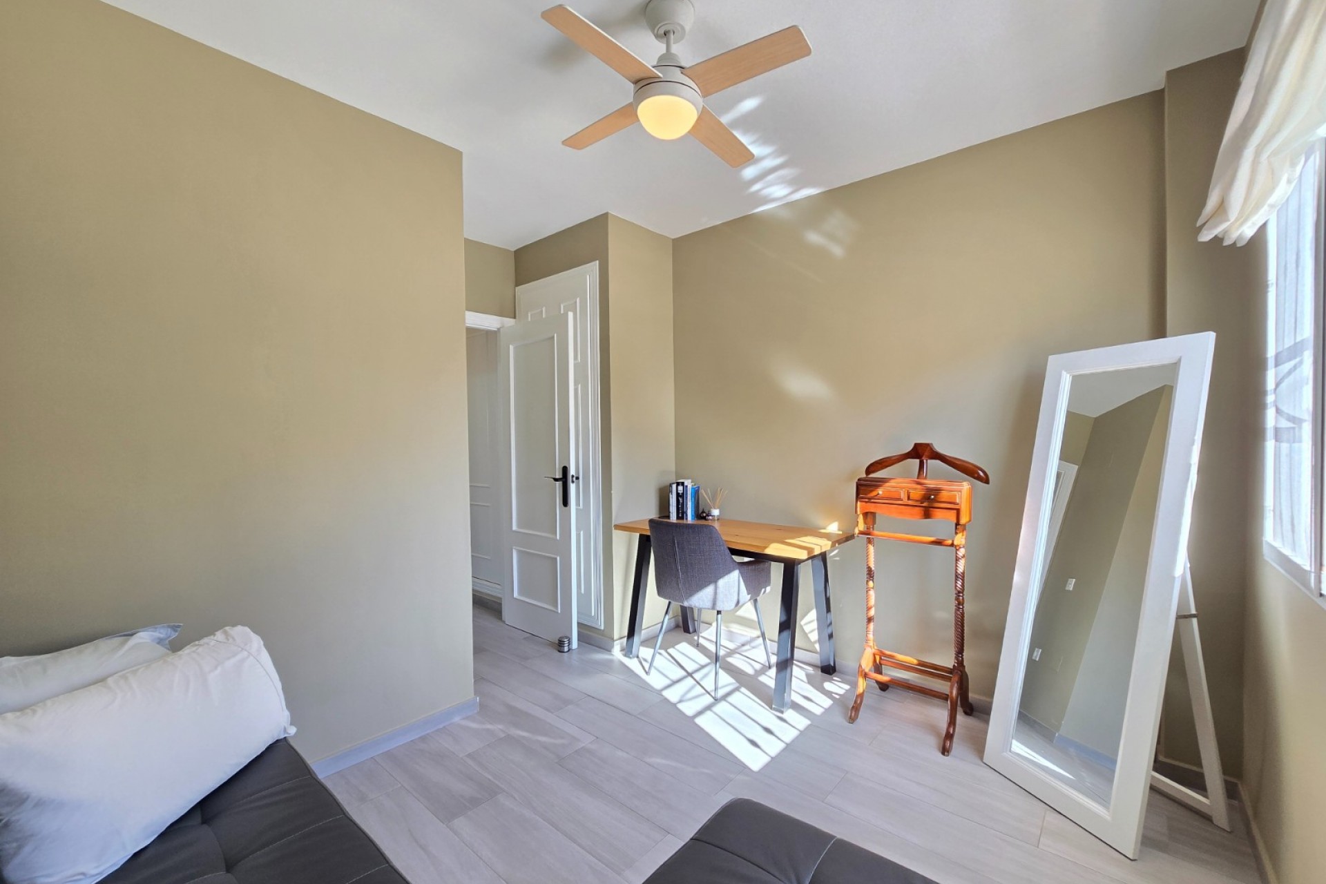 Herverkoop - Apartment / Flat * -
Orihuela Costa * - Los Altos *