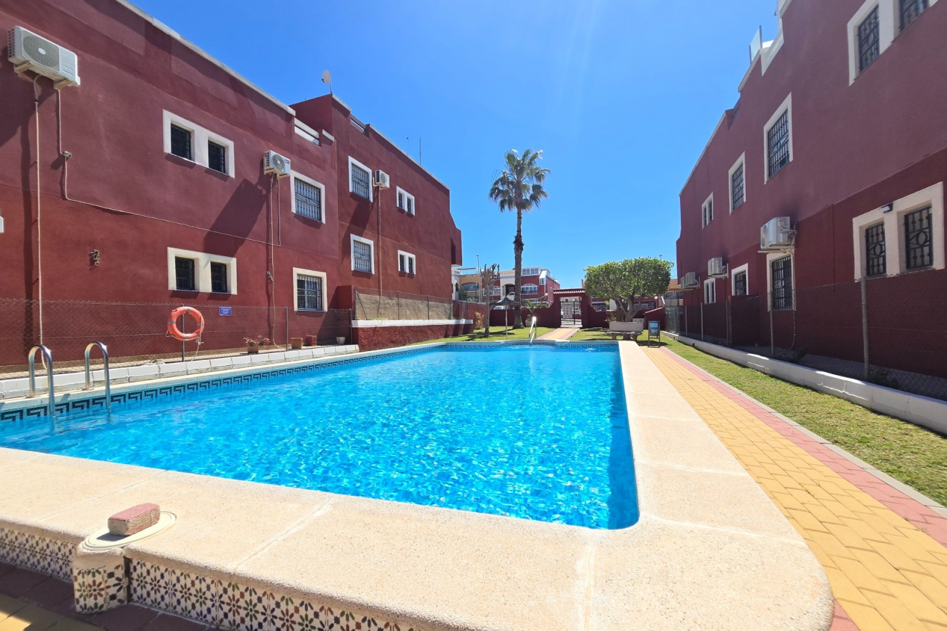 Herverkoop - Apartment / Flat * -
Orihuela Costa * - Los Altos *