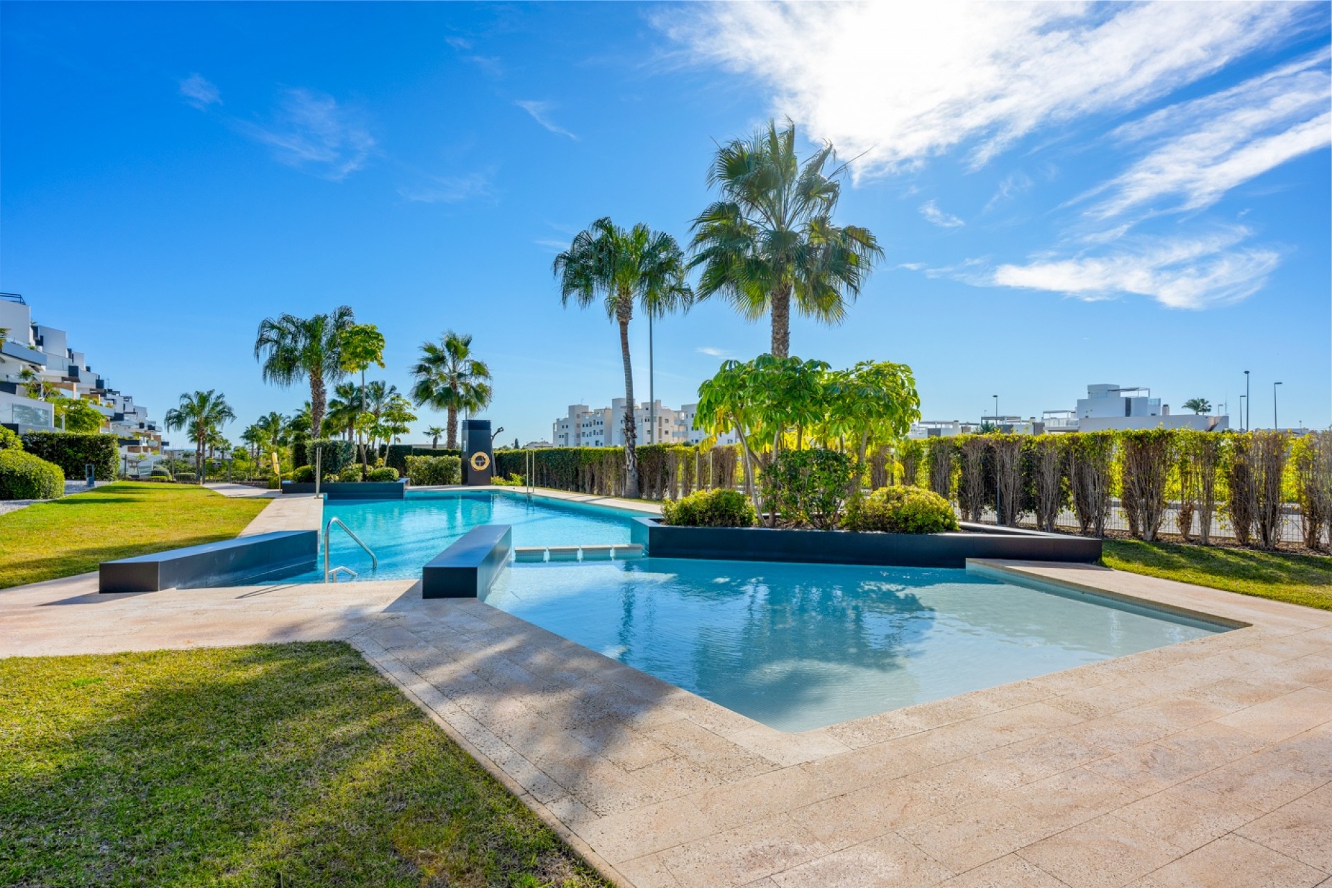 Herverkoop - Apartment / Flat * -
Orihuela Costa* - Los Dolses*