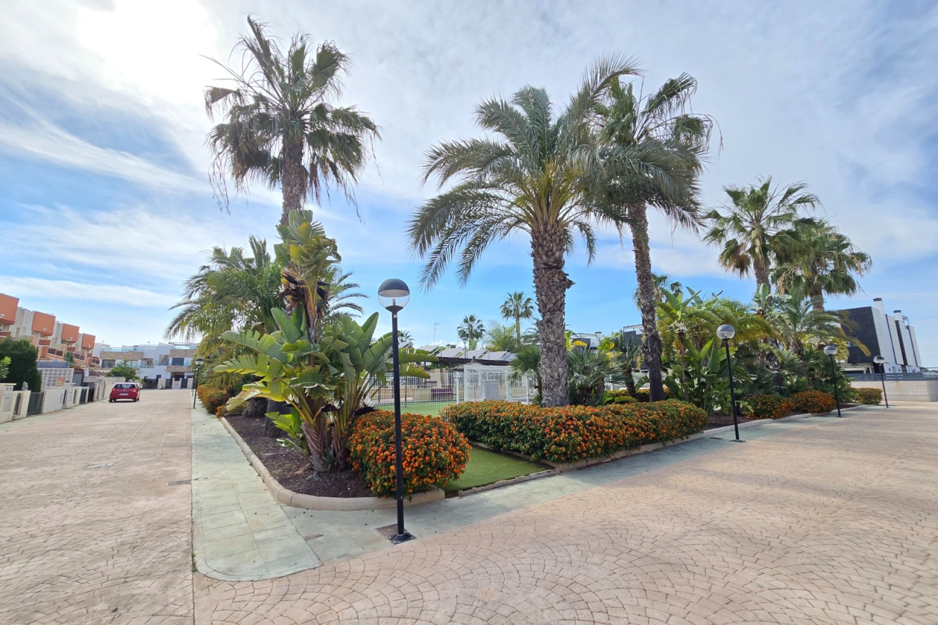 Herverkoop - Apartment / Flat * -
Orihuela Costa * - Villamartín *