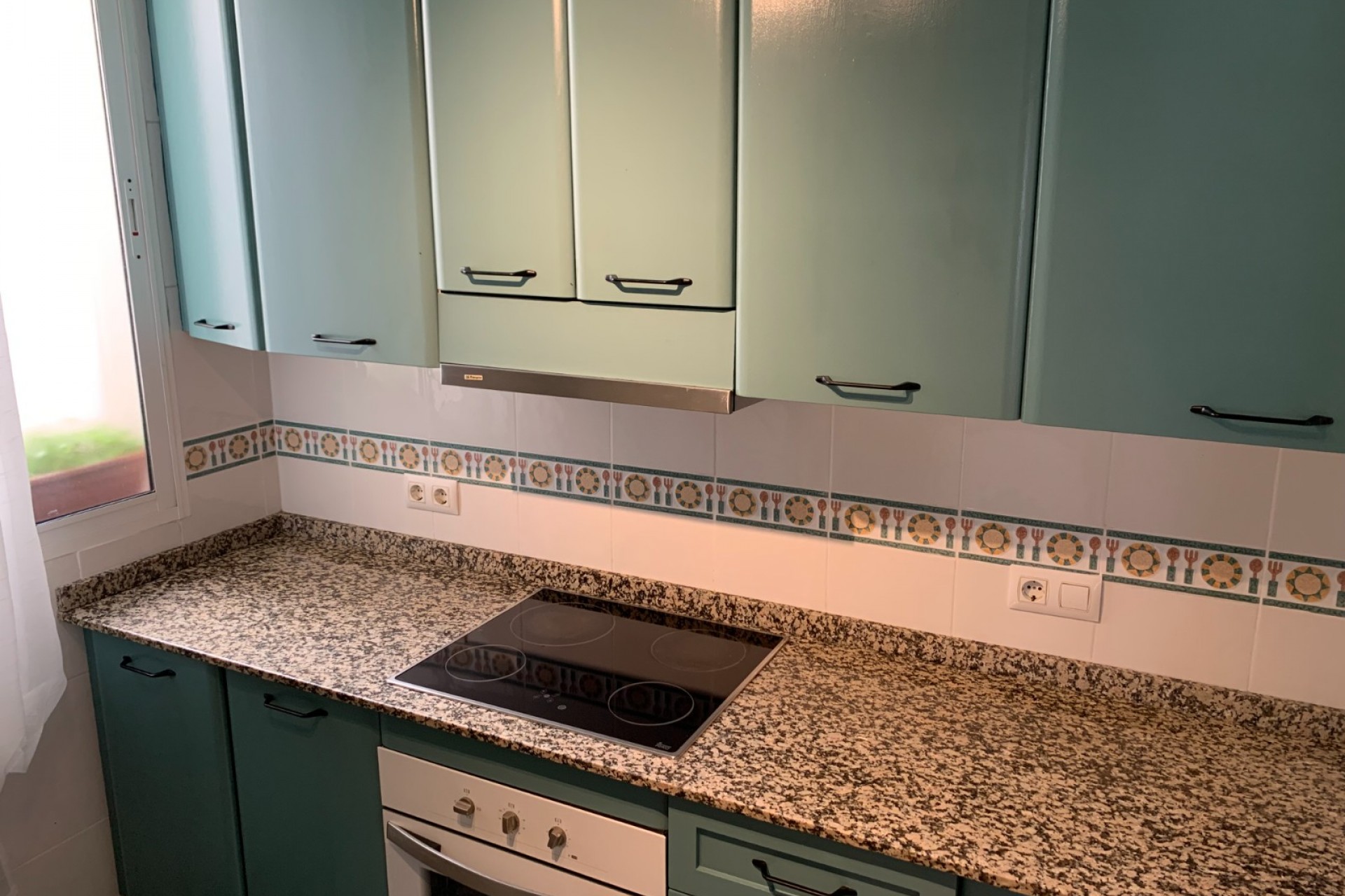 Herverkoop - Apartment - Flat -
Torrevieia - Center