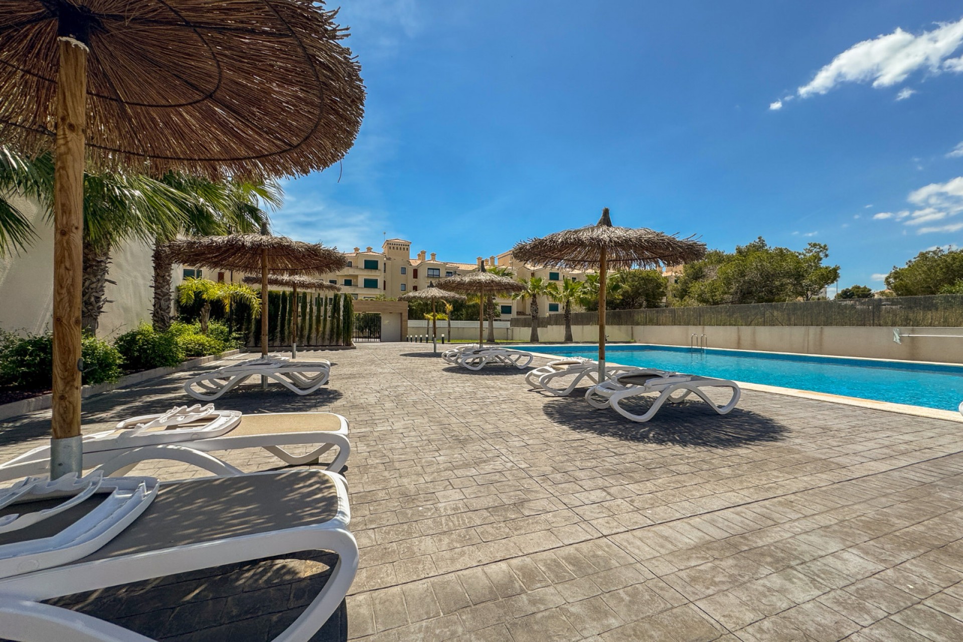Herverkoop - Apartment - Top Floor Apartment -
Orihuela Costa - Villamartín