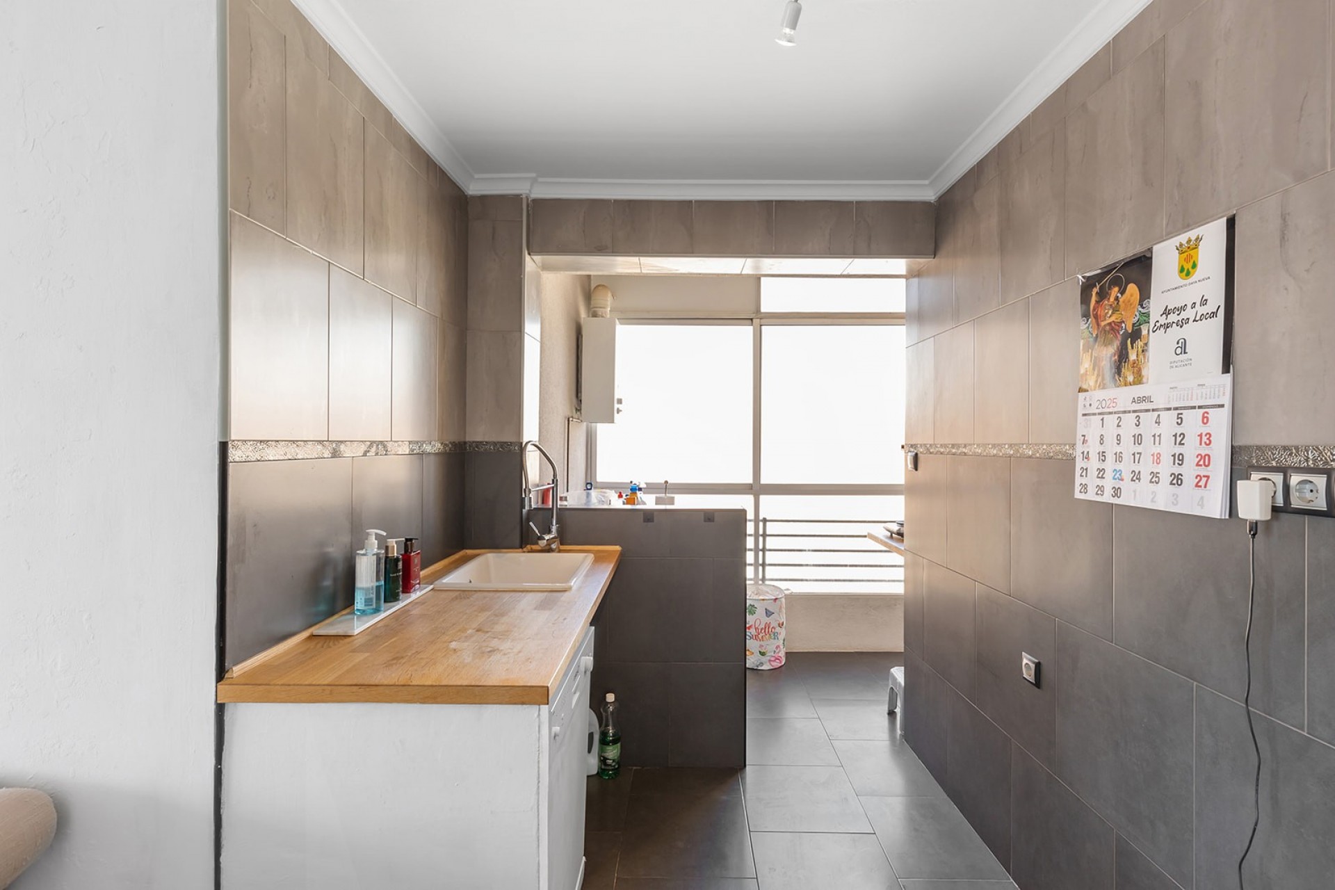 Herverkoop - Appartement -
Daya Nueva