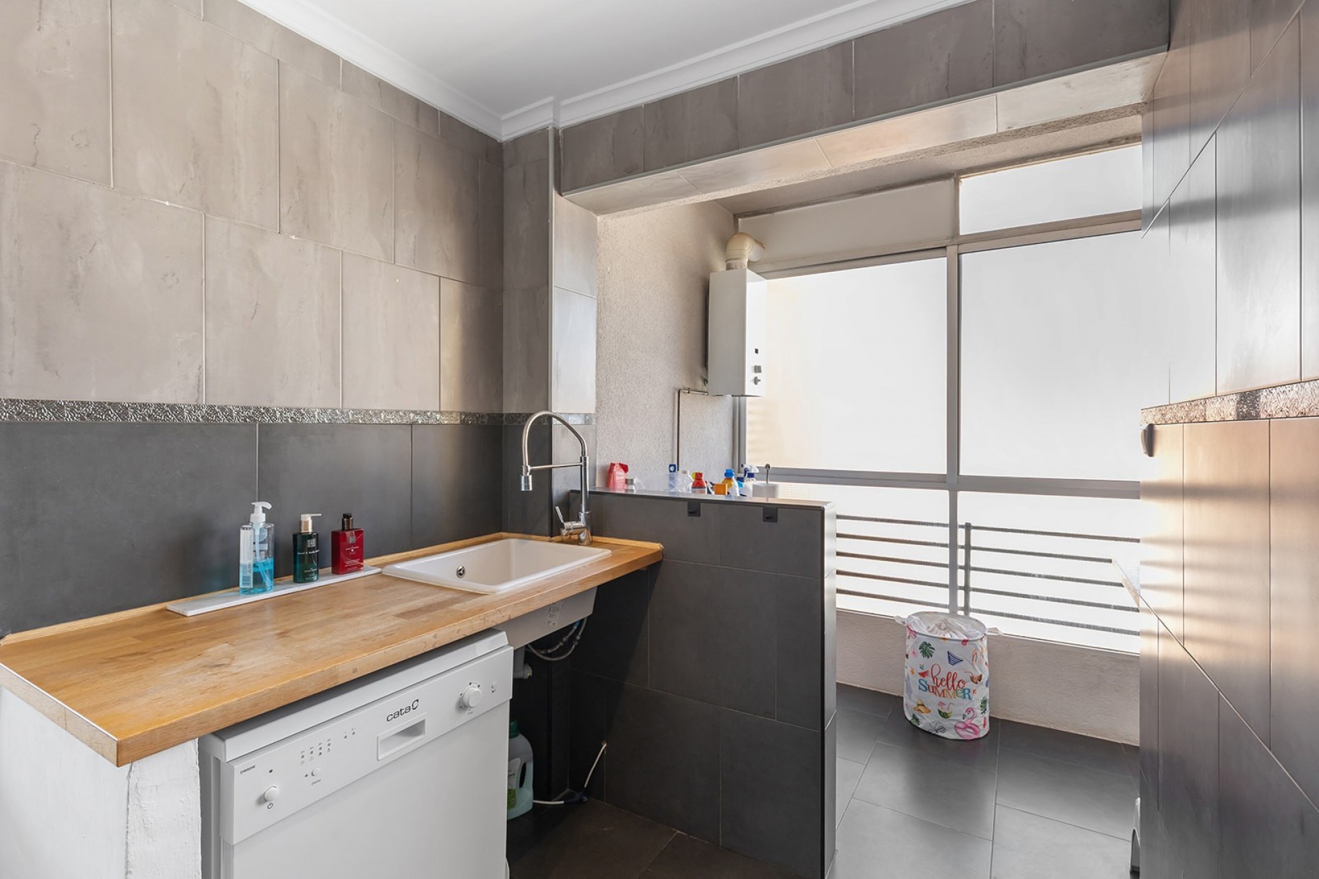 Herverkoop - Appartement -
Daya Nueva