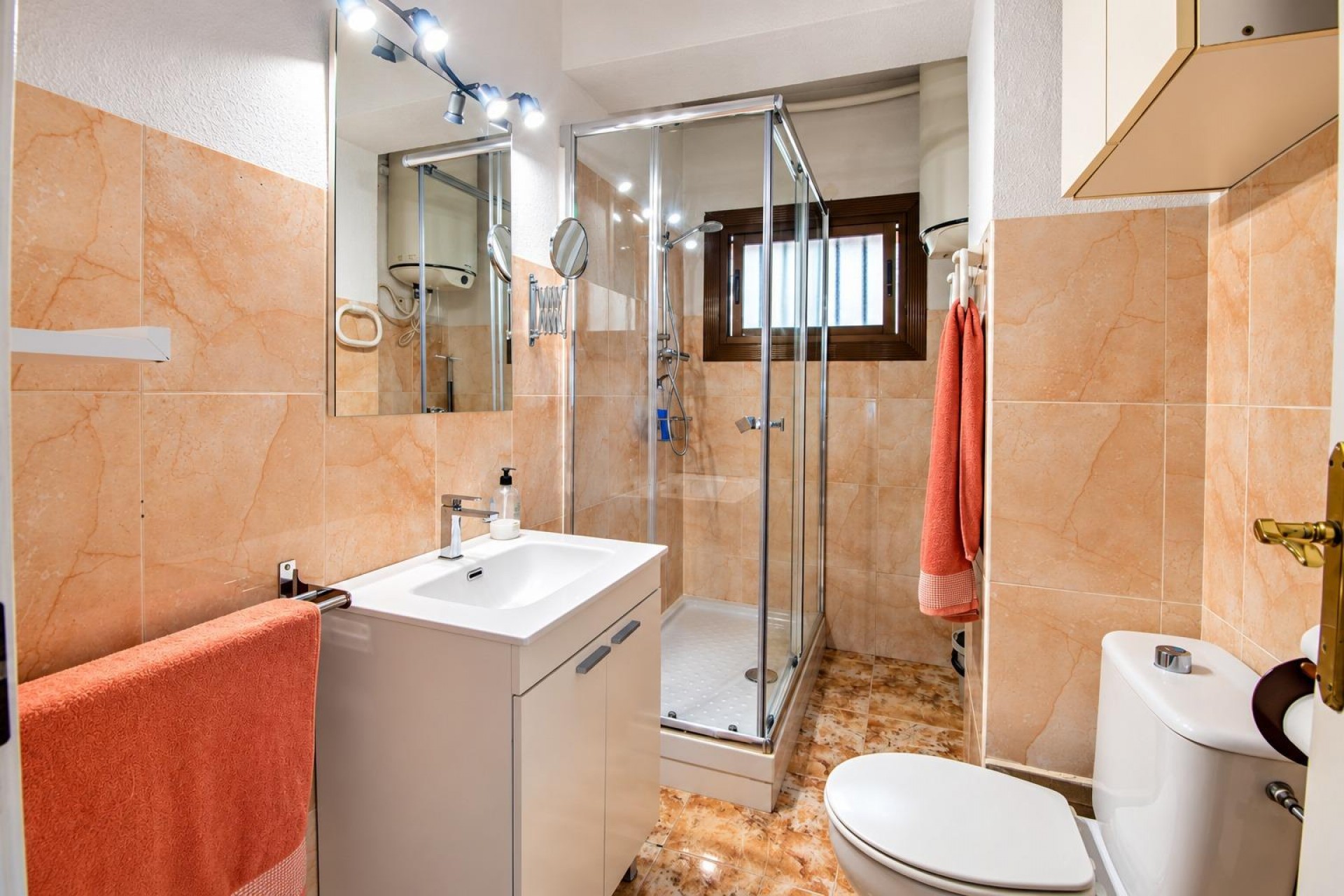 Herverkoop - Appartement -
El Campello - Playa Muchavista