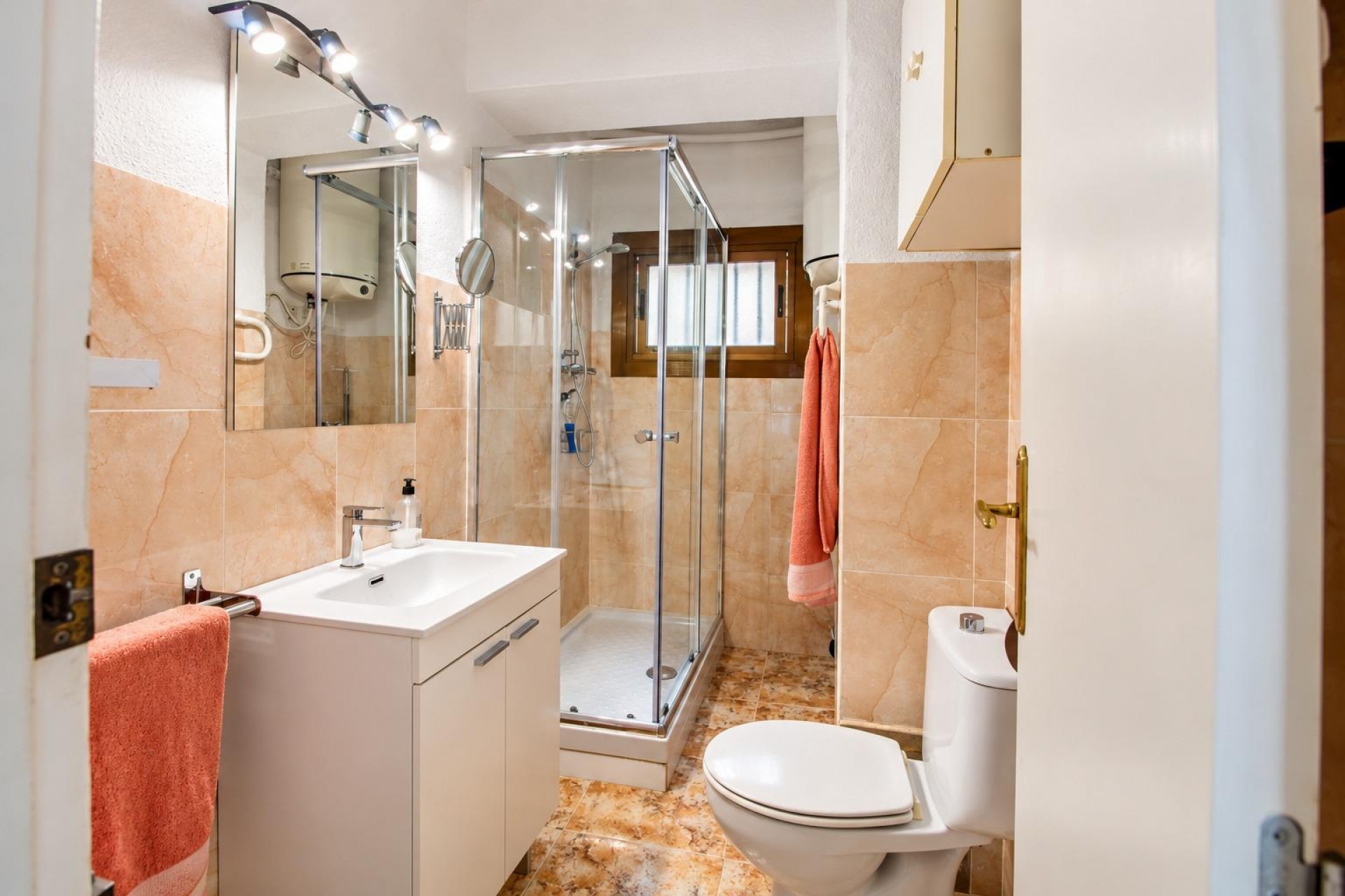 Herverkoop - Appartement -
El Campello - Playa Muchavista
