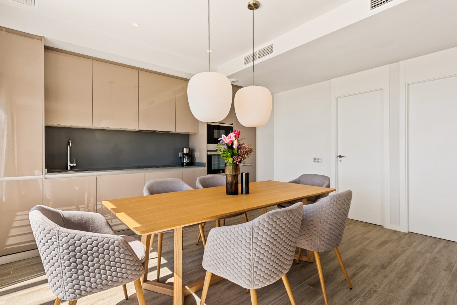Herverkoop - Appartement -
Estepona - Cancelada