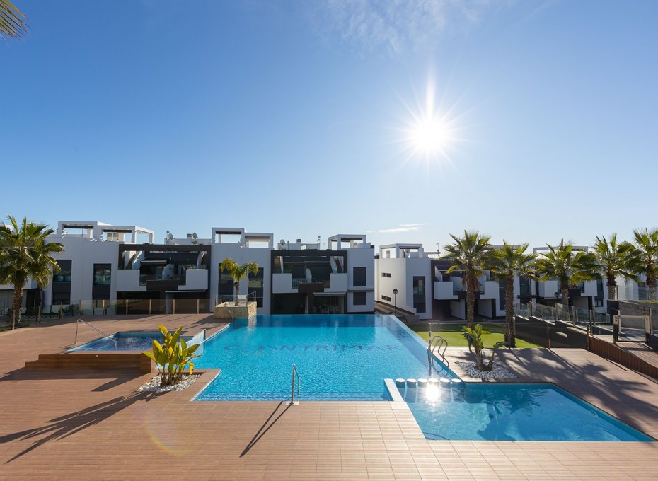 Herverkoop - Appartement / flat -
Punta Prima