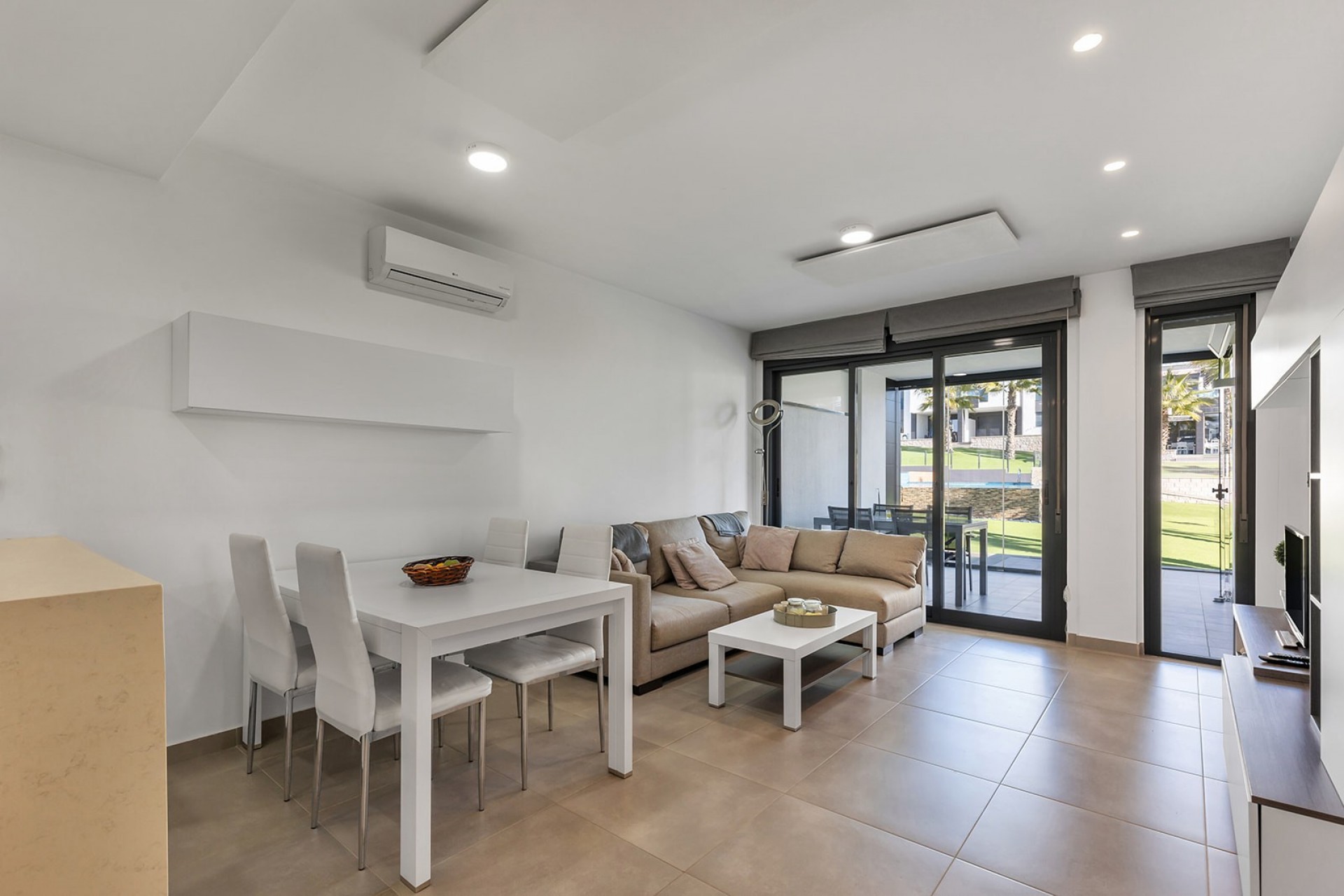 Herverkoop - Appartement / flat -
Punta Prima