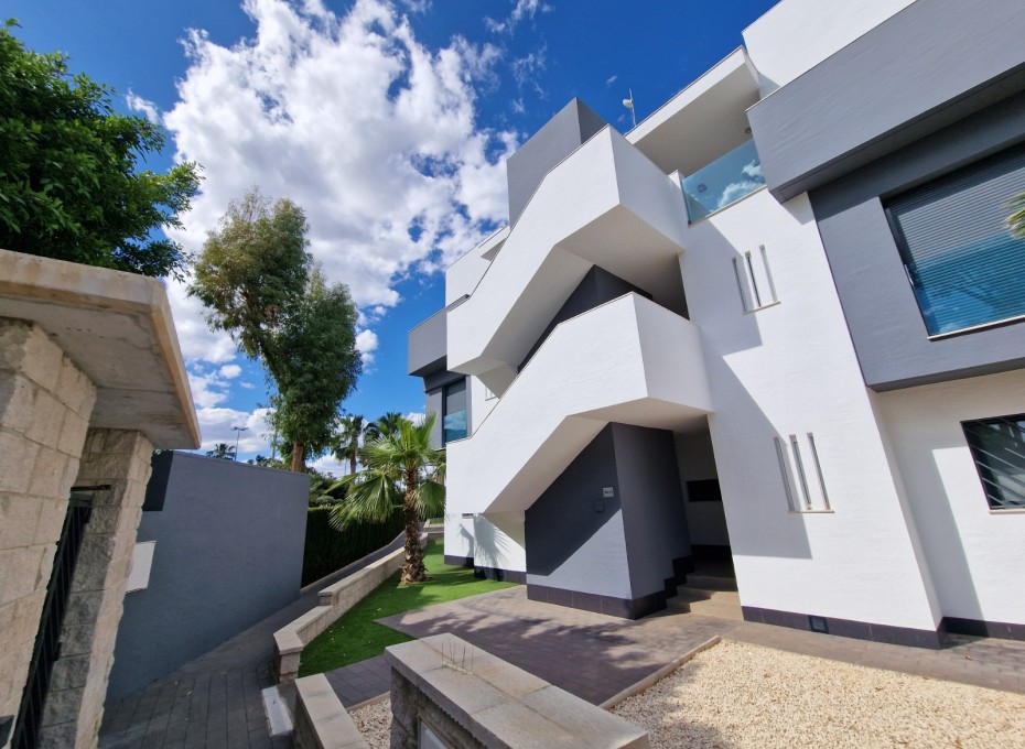 Herverkoop - Appartement -
Guardamar del Segura - El Raso