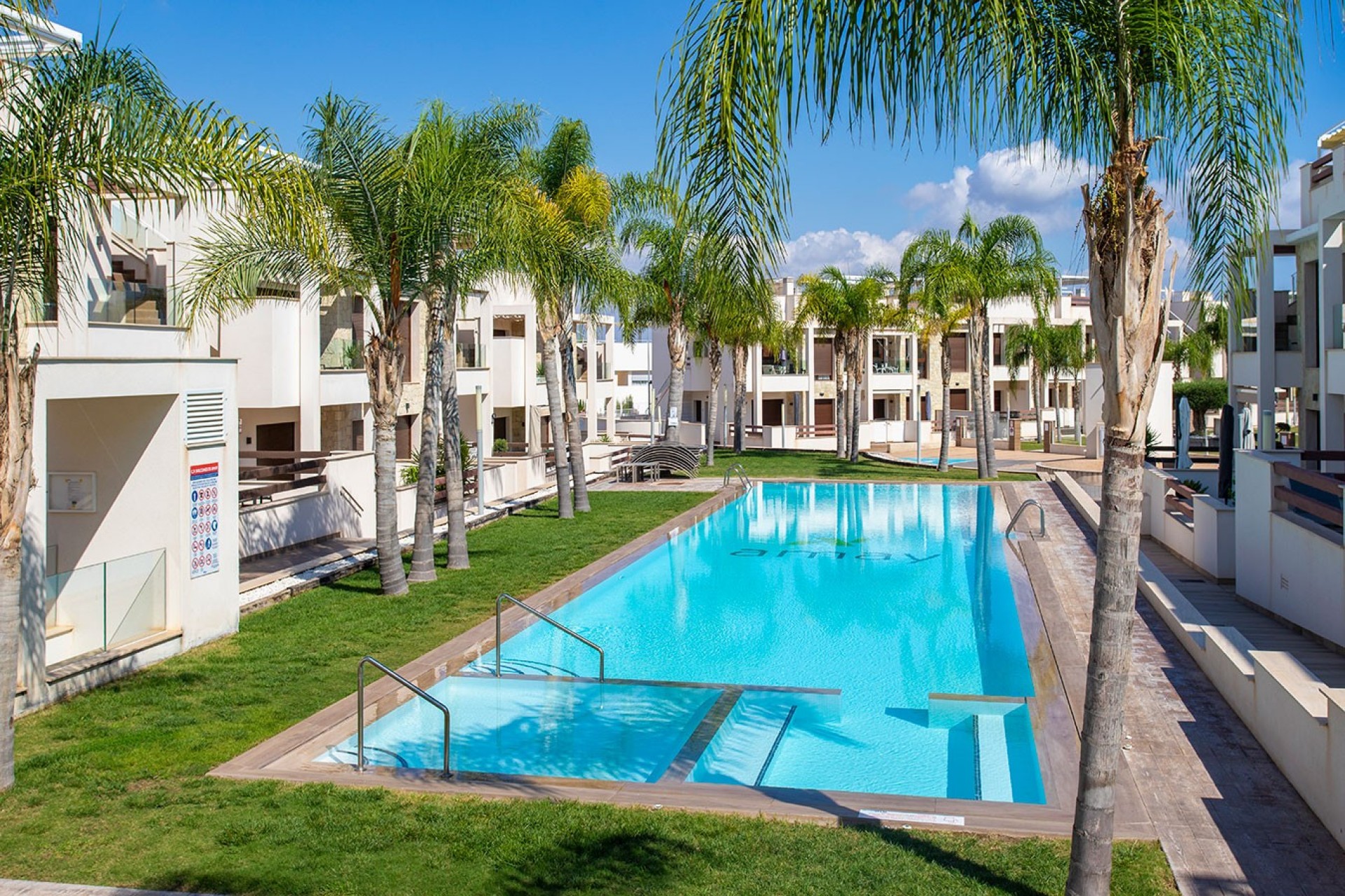 Herverkoop - Appartement -
Los Balcones - Torrevieja