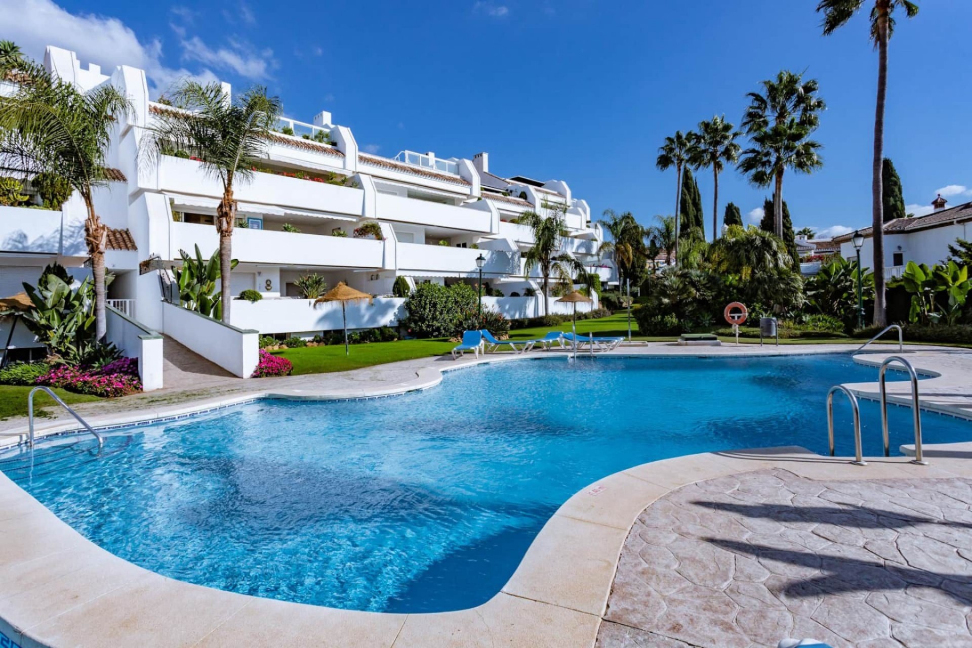 Herverkoop - Appartement -
Marbella - Los Monteros