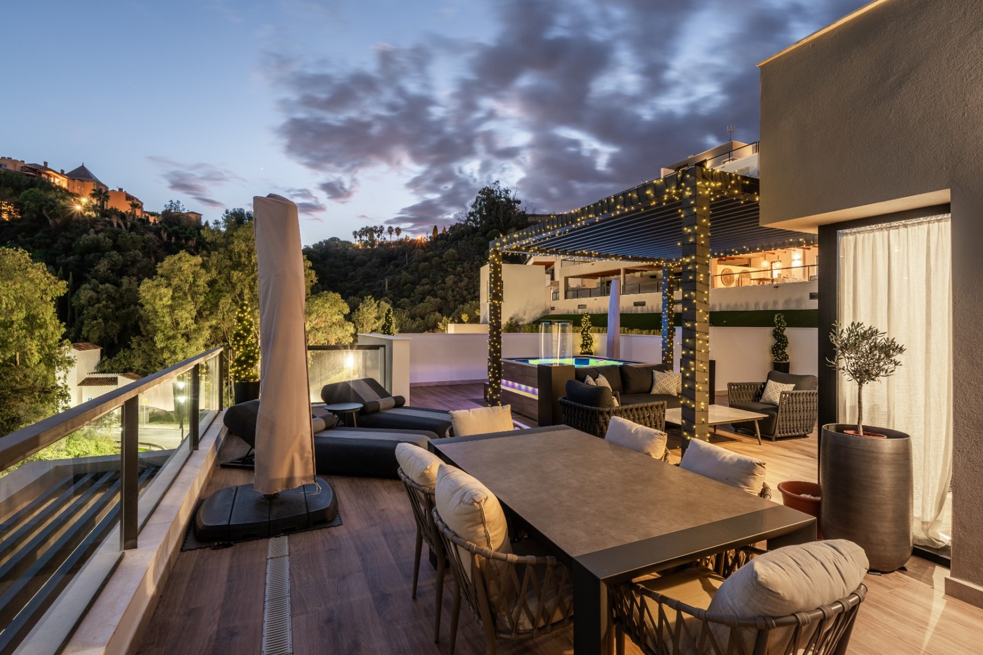 Herverkoop - Appartement -
Marbella - Nueva Andalucía