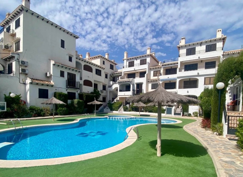 Herverkoop - Appartement -
Orihuela Costa - Cabo Roig