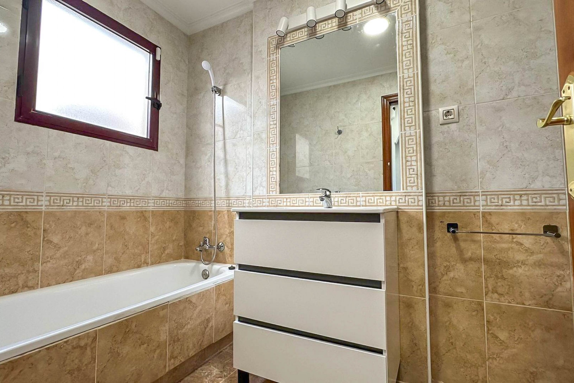 Herverkoop - Appartement -
Orihuela Costa - Campoamor