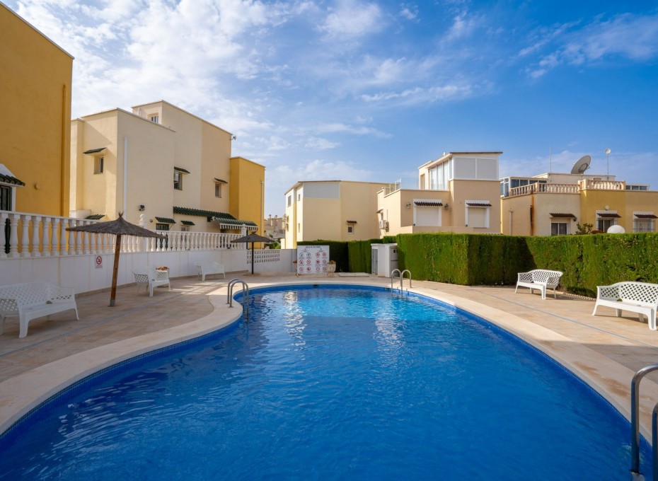 Herverkoop - Appartement -
Orihuela Costa - Los Altos