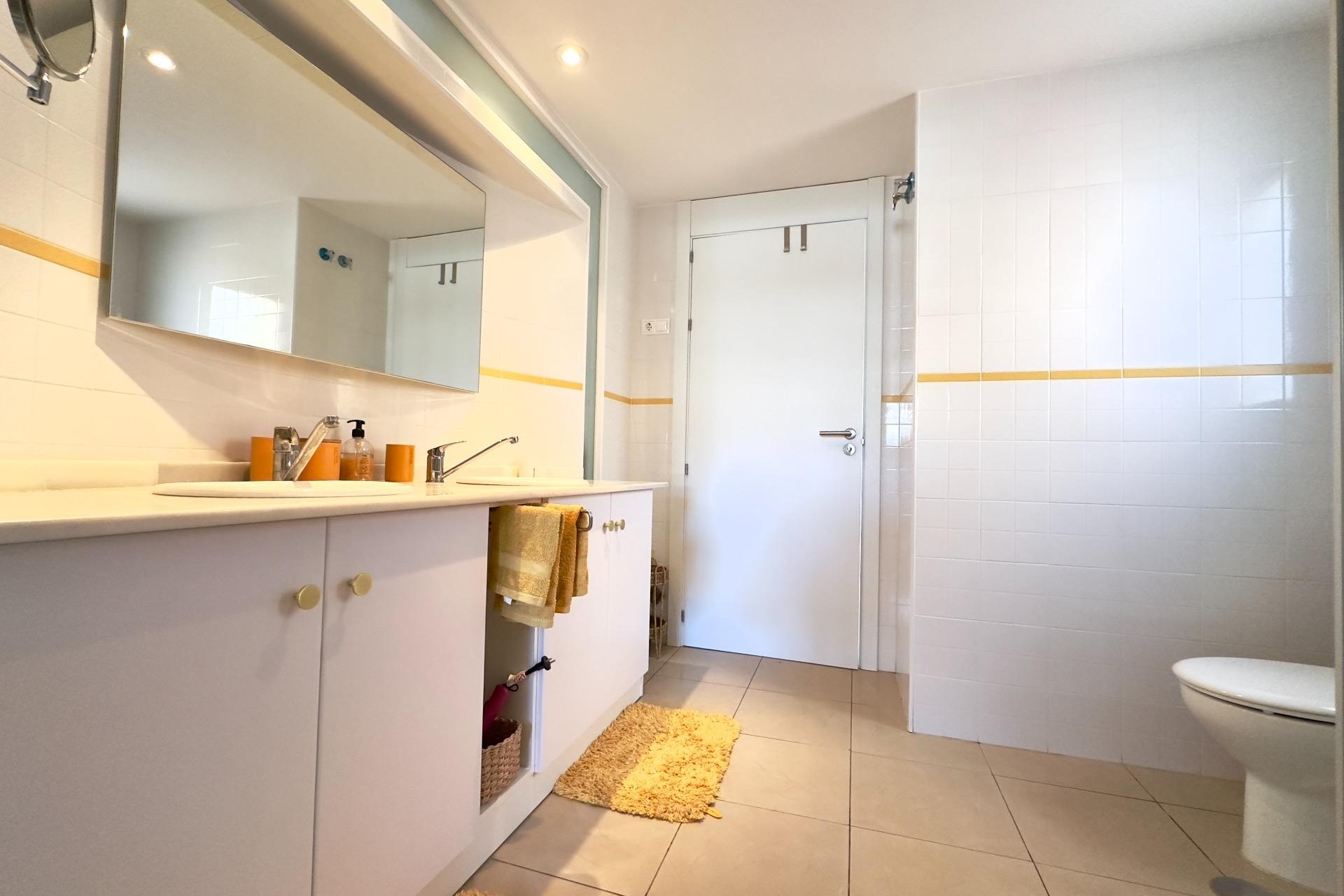 Herverkoop - Appartement -
Orihuela Costa - Playa Flamenca