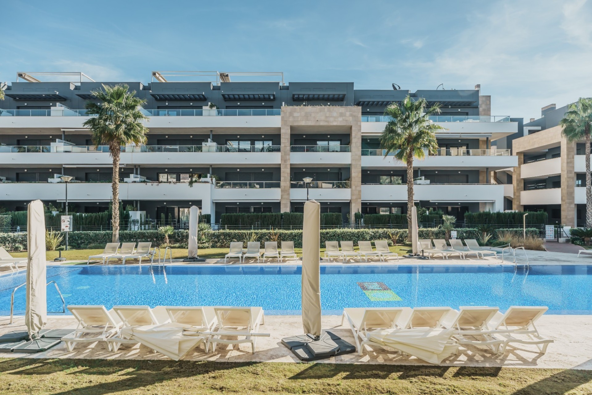 Herverkoop - Appartement -
Orihuela Costa - Playa Flamenca