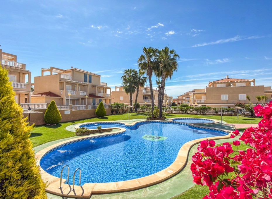 Herverkoop - Appartement -
Orihuela Costa - Playa Flamenca