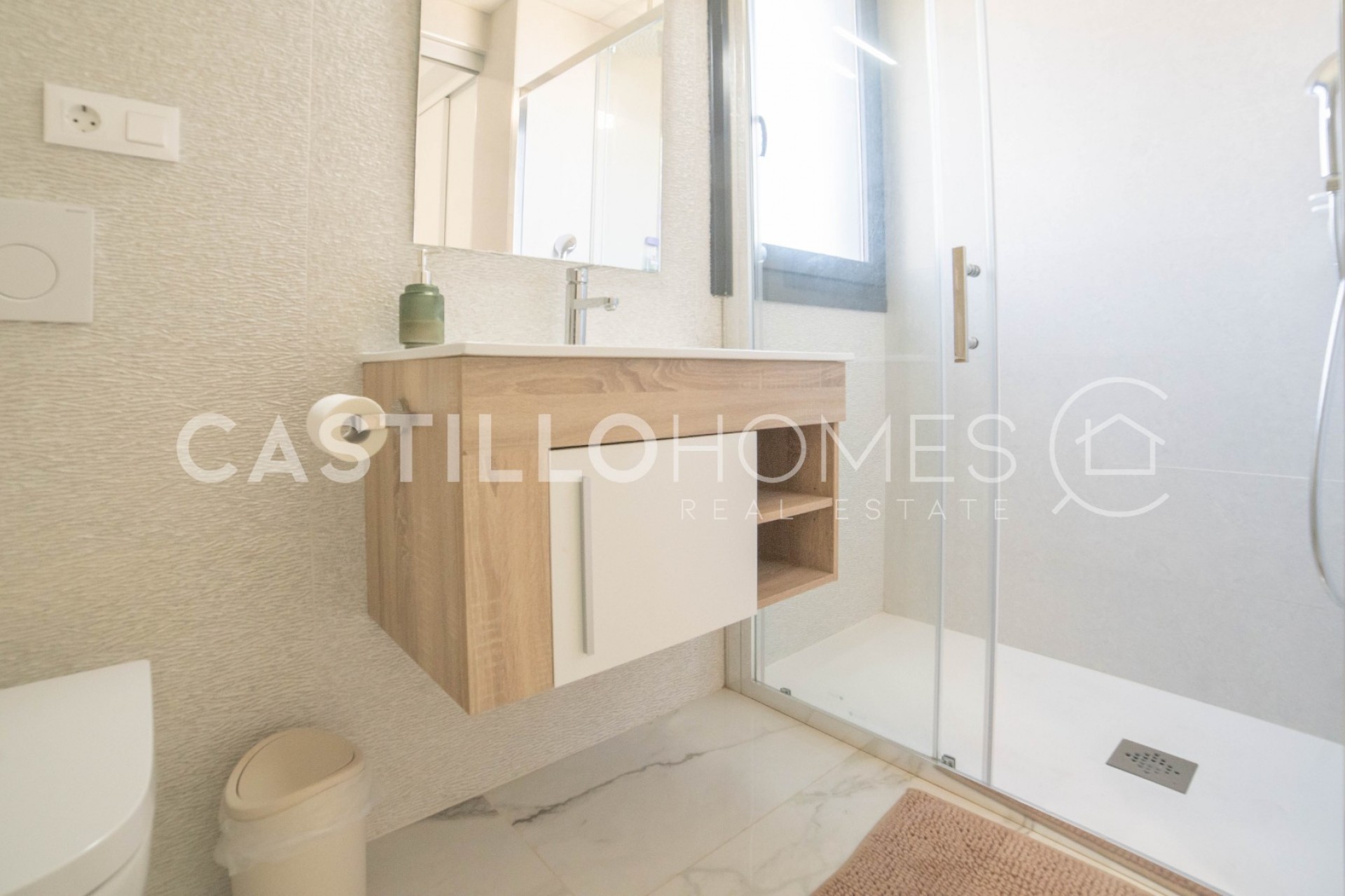 Herverkoop - Appartement -
Orihuela Costa - Playa Flamenca