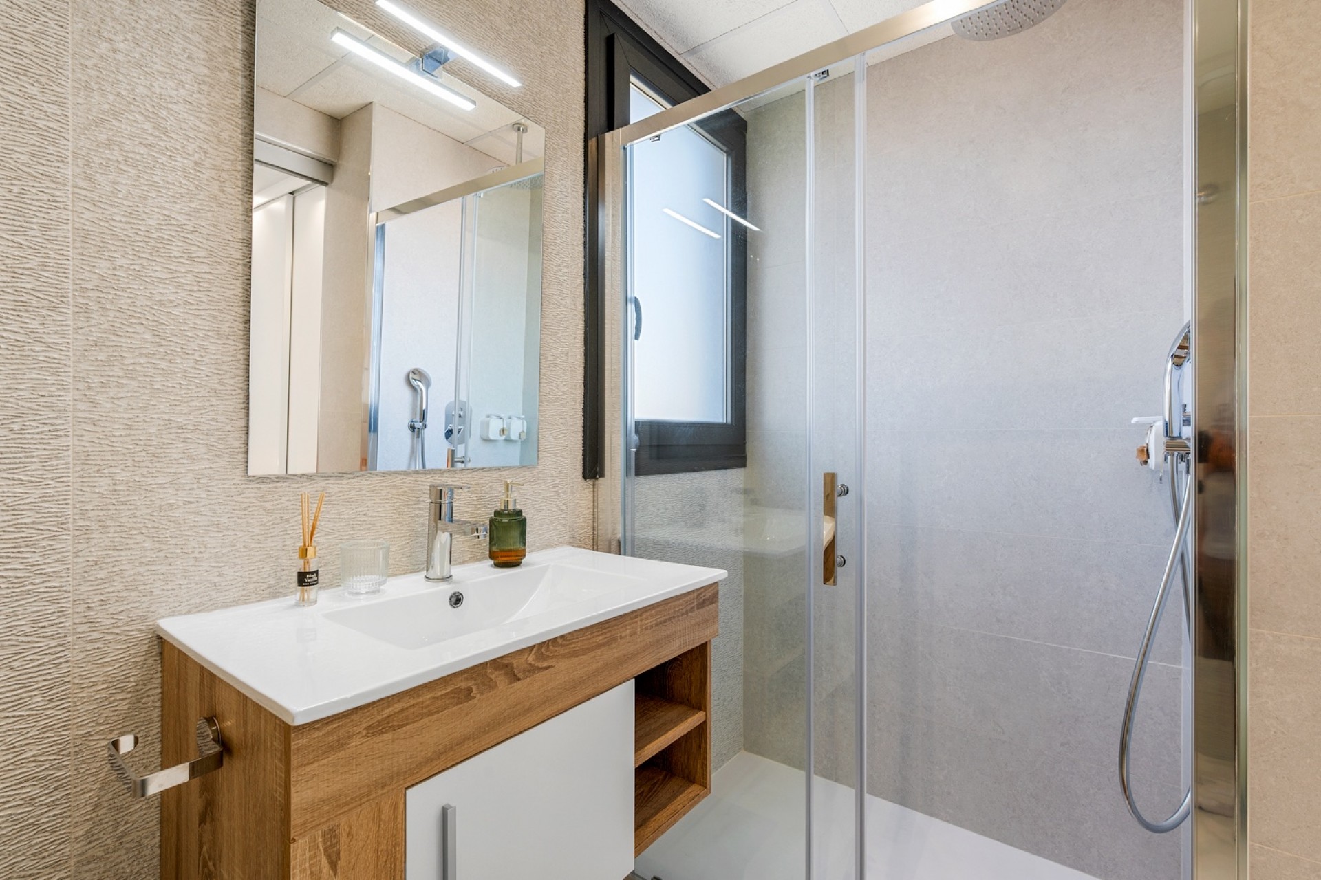 Herverkoop - Appartement -
Orihuela Costa - Playa Flamenca