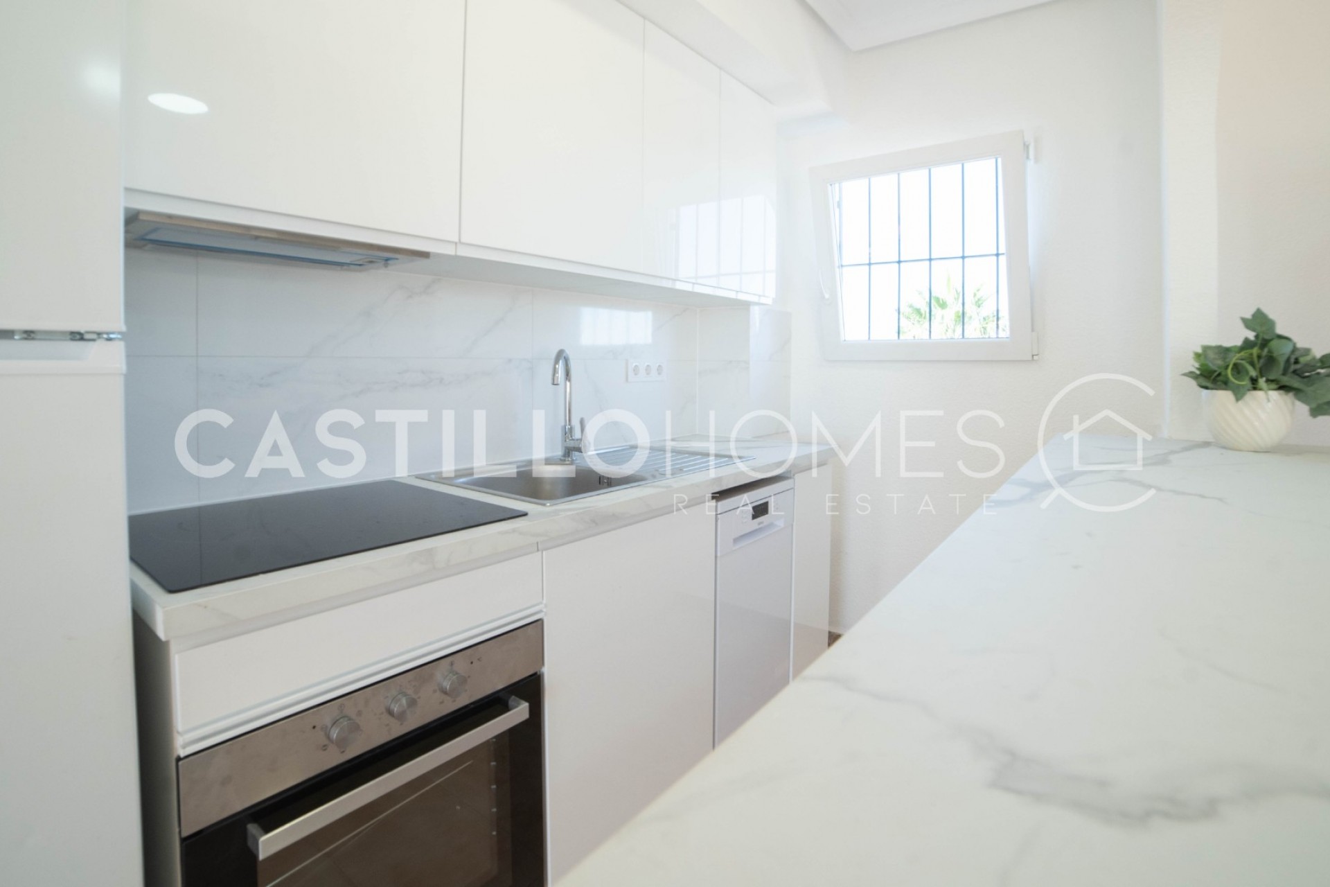 Herverkoop - Appartement -
Orihuela Costa - Punta Prima