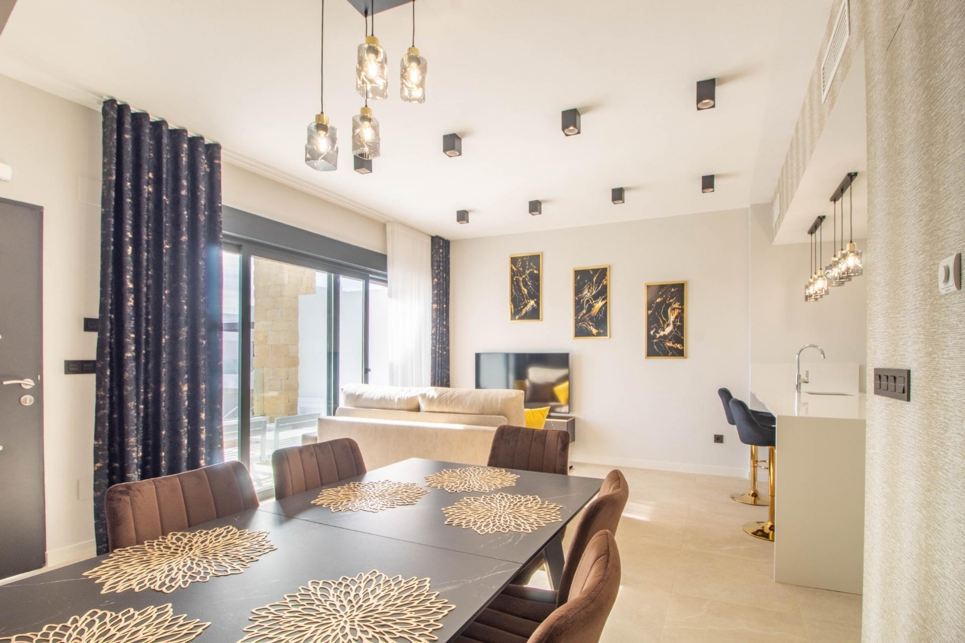 Herverkoop - Appartement -
Orihuela Costa - Punta Prima