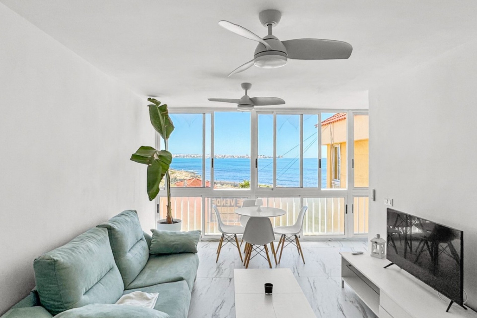 Herverkoop - Appartement -
Orihuela Costa - Punta Prima
