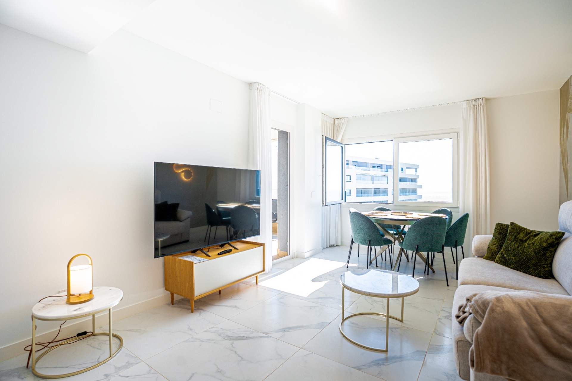 Herverkoop - Appartement -
Orihuela Costa - Punta Prima
