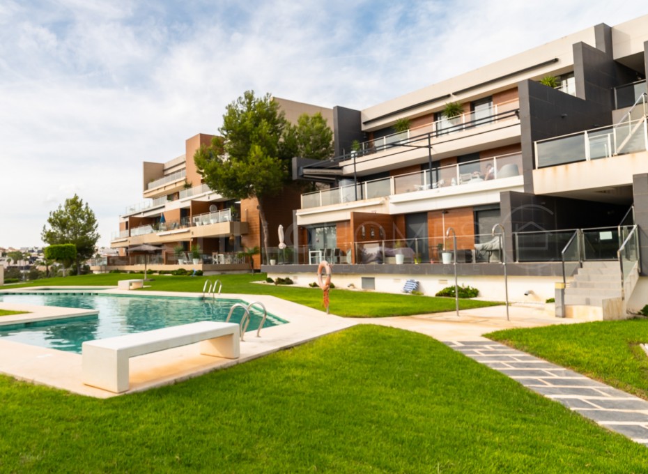 Herverkoop - Appartement -
Orihuela Costa - Villamartín