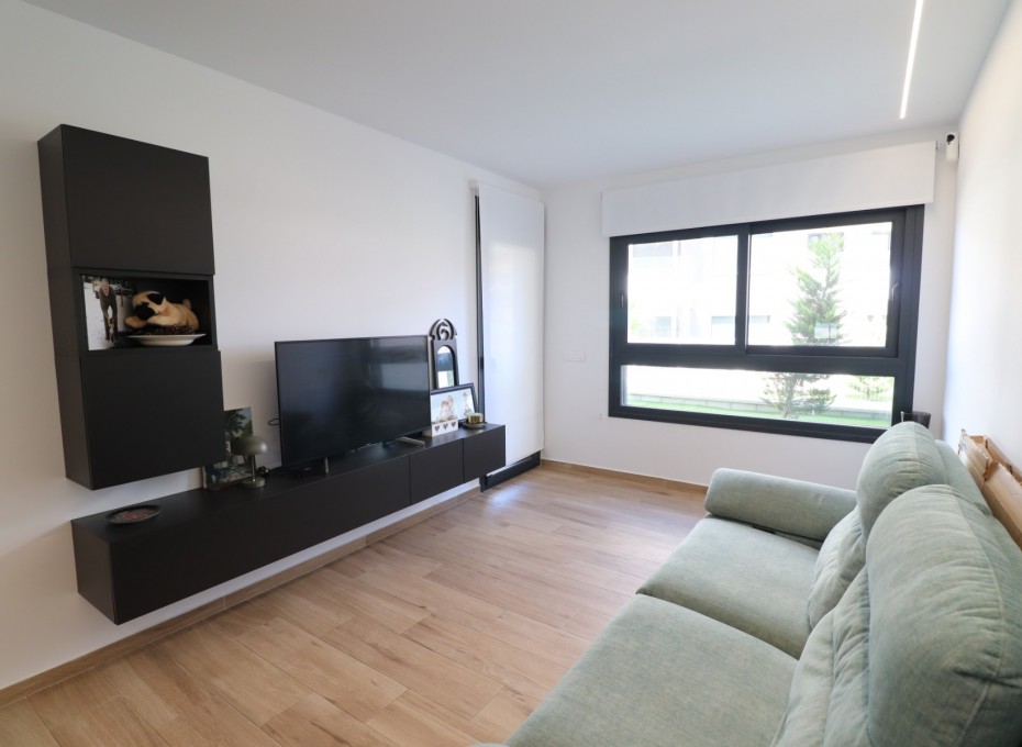 Herverkoop - Appartement -
Orihuela Costa - Villamartín