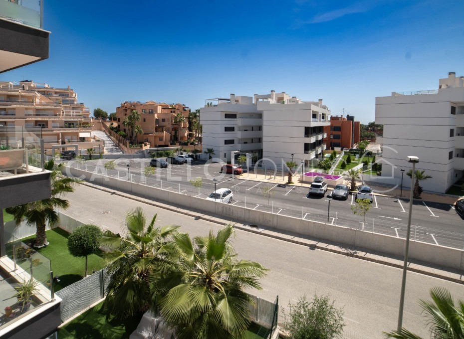 Herverkoop - Appartement -
Orihuela Costa