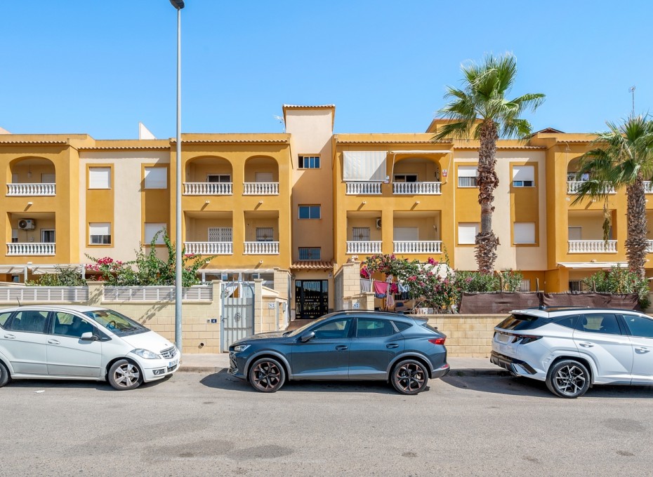 Herverkoop - Appartement -
Orihuela Costa