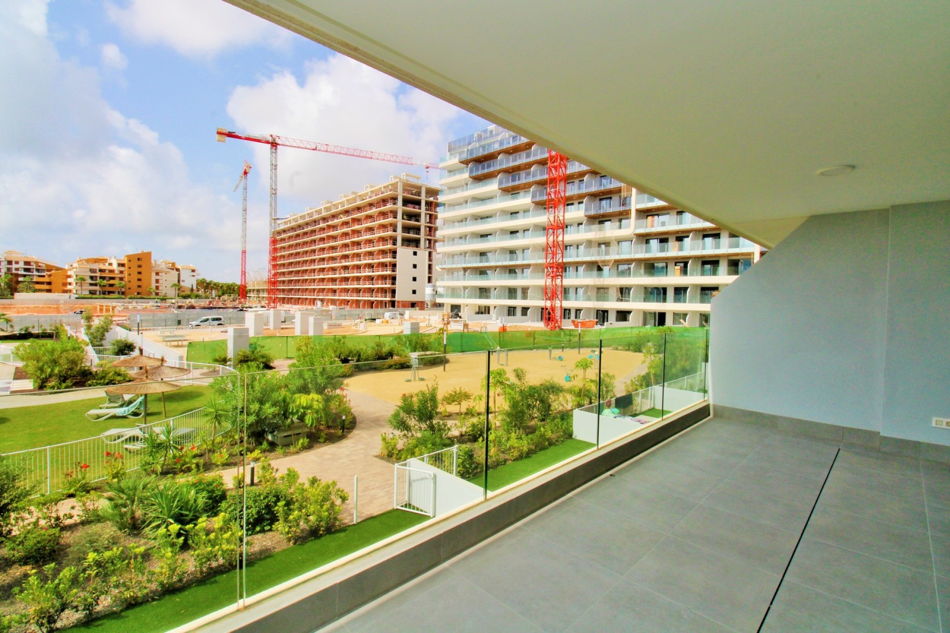 Herverkoop - Appartement -
Punta Prima