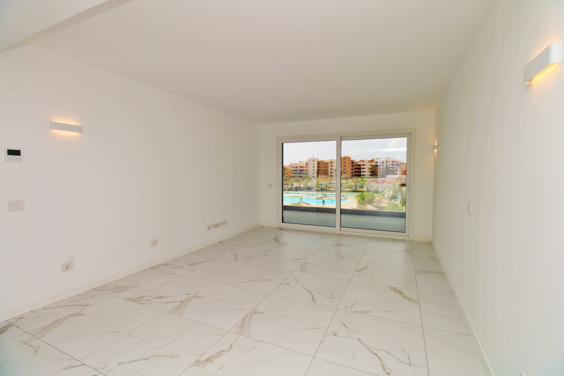 Herverkoop - Appartement -
Punta Prima