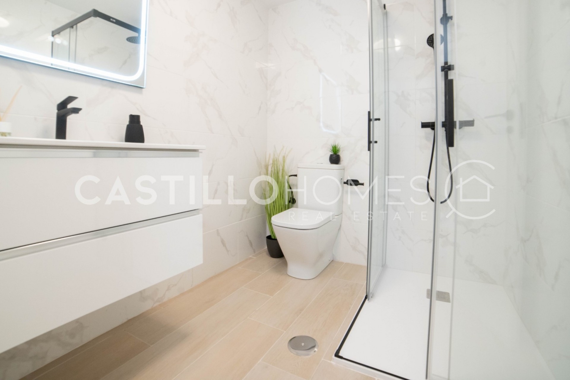 Herverkoop - Appartement -
Torre del moro