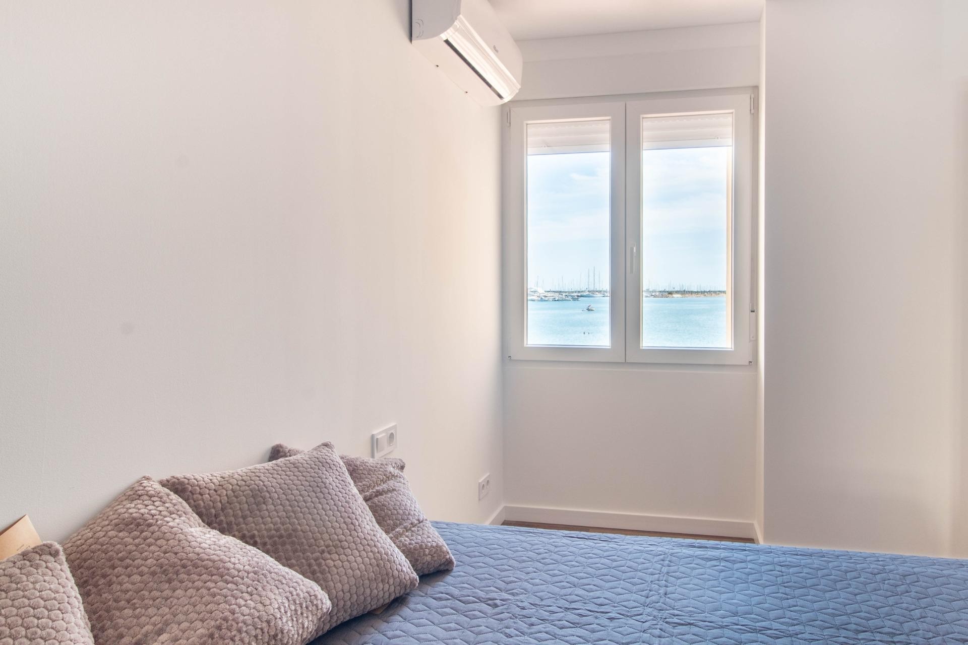 Herverkoop - Appartement -
Torrevieja - Acequion